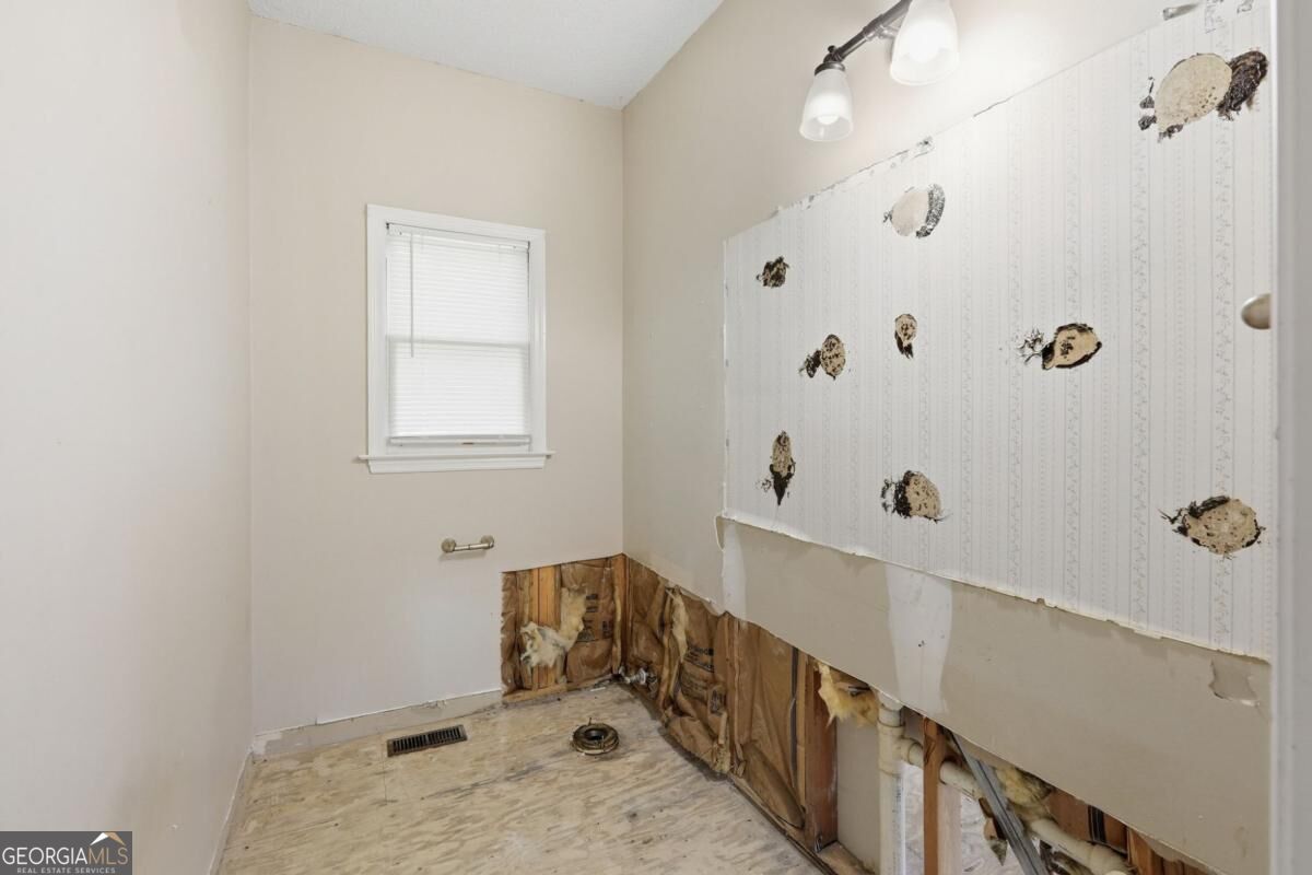 5300 Oglethorpe Court Property Photo 17