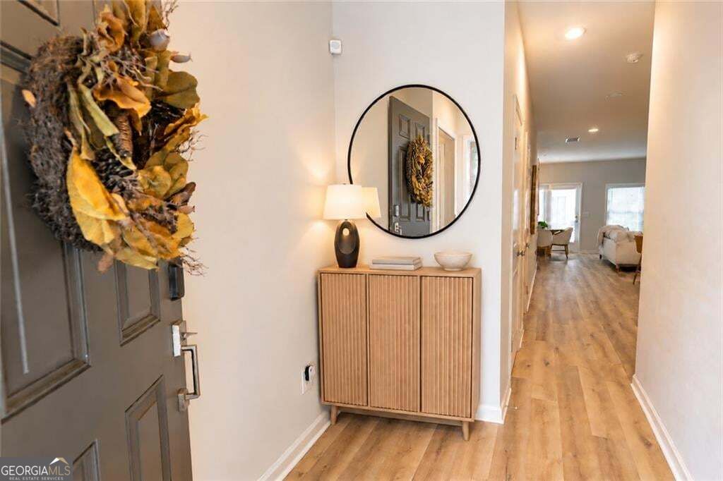 2857 Regal Park Nw Property Photo 5
