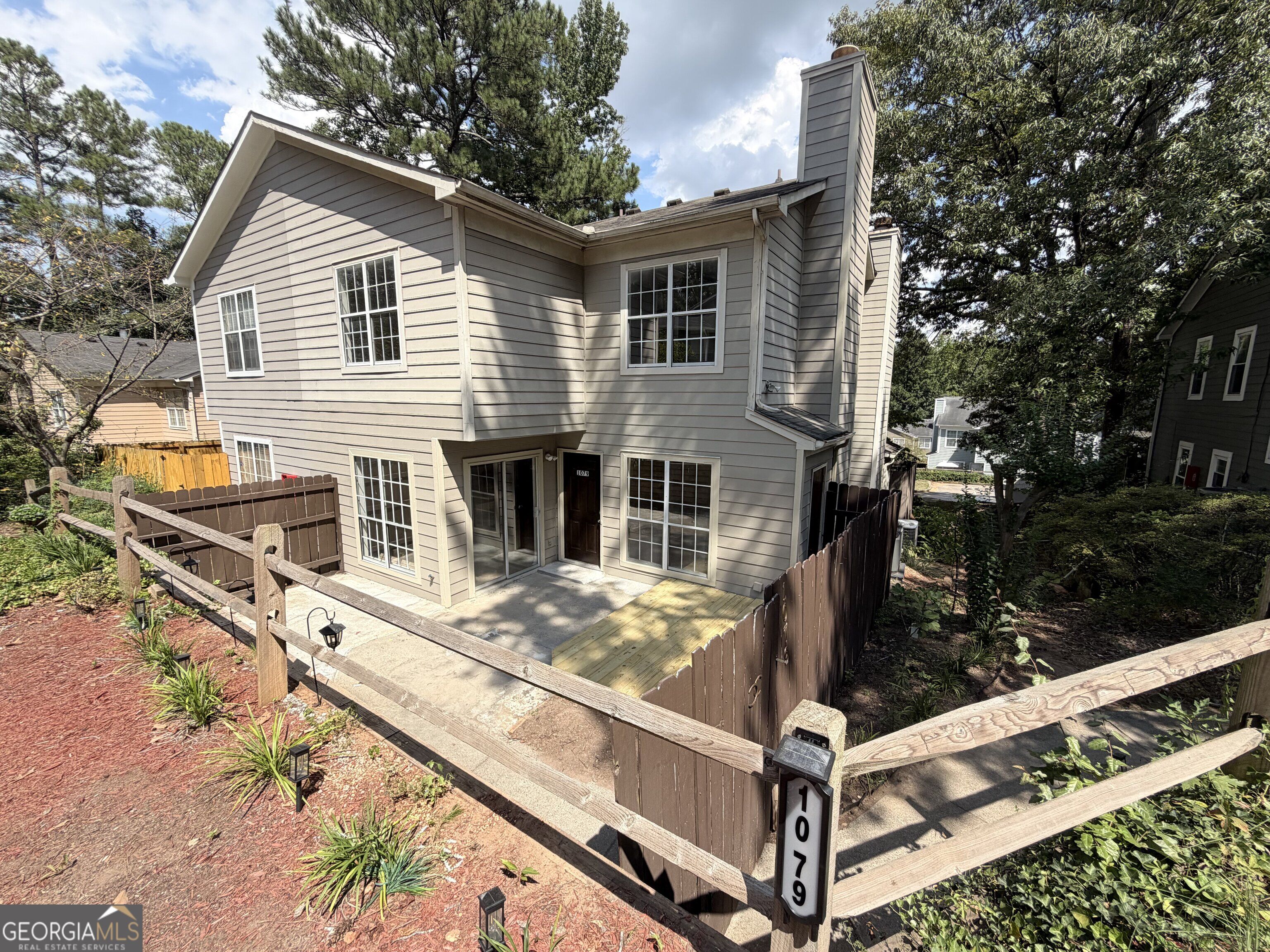 1079 Brittwood Place Property Photo 1