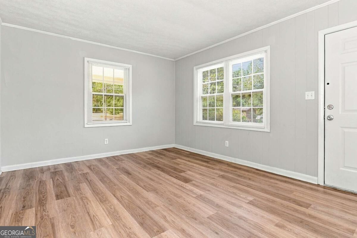 316 Eleanor Drive Property Photo 6