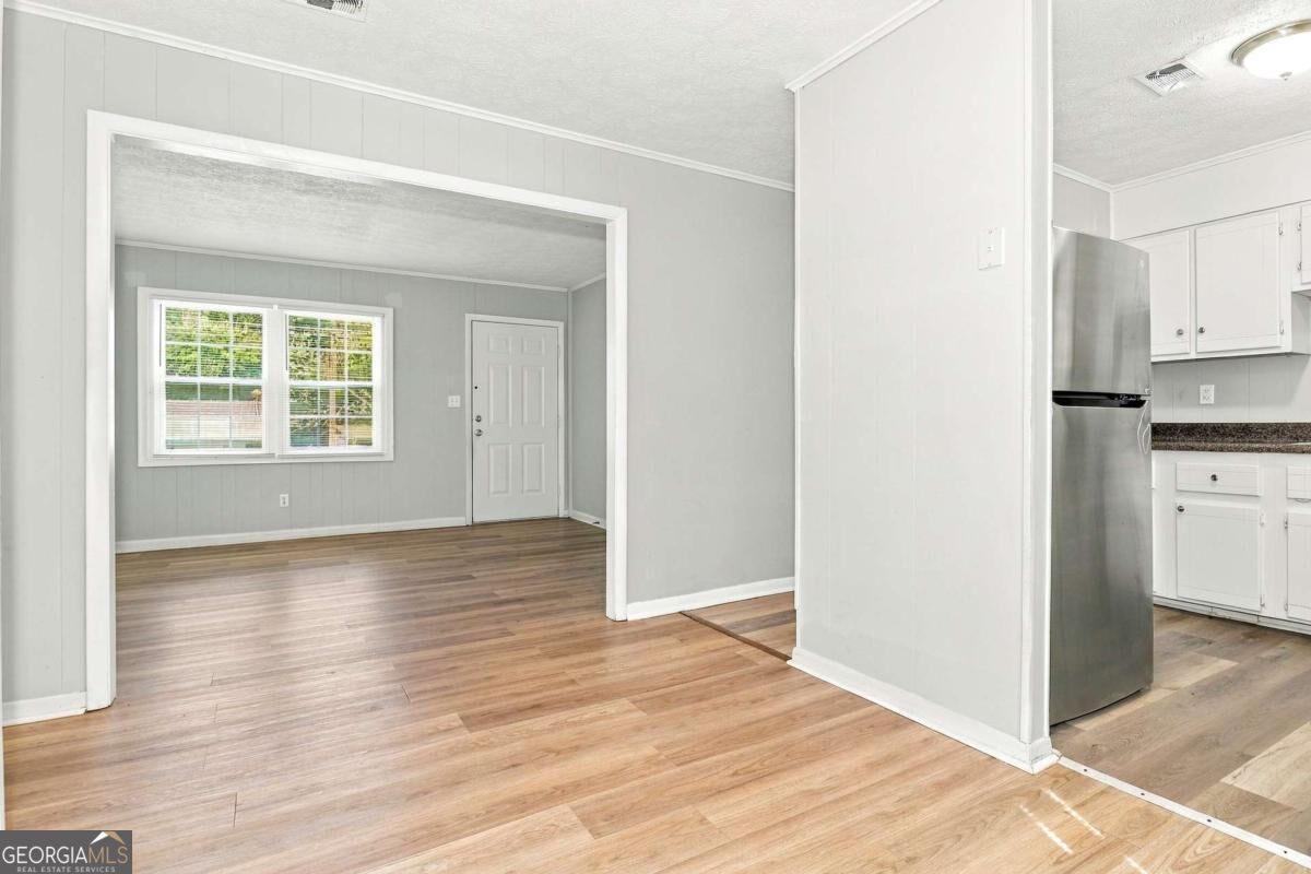 316 Eleanor Drive Property Photo 8