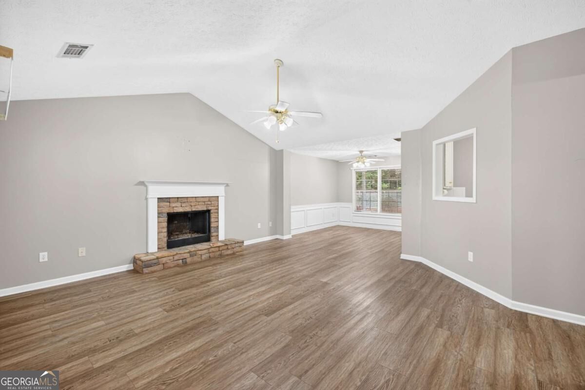 531 Carriage Drive Property Photo 9