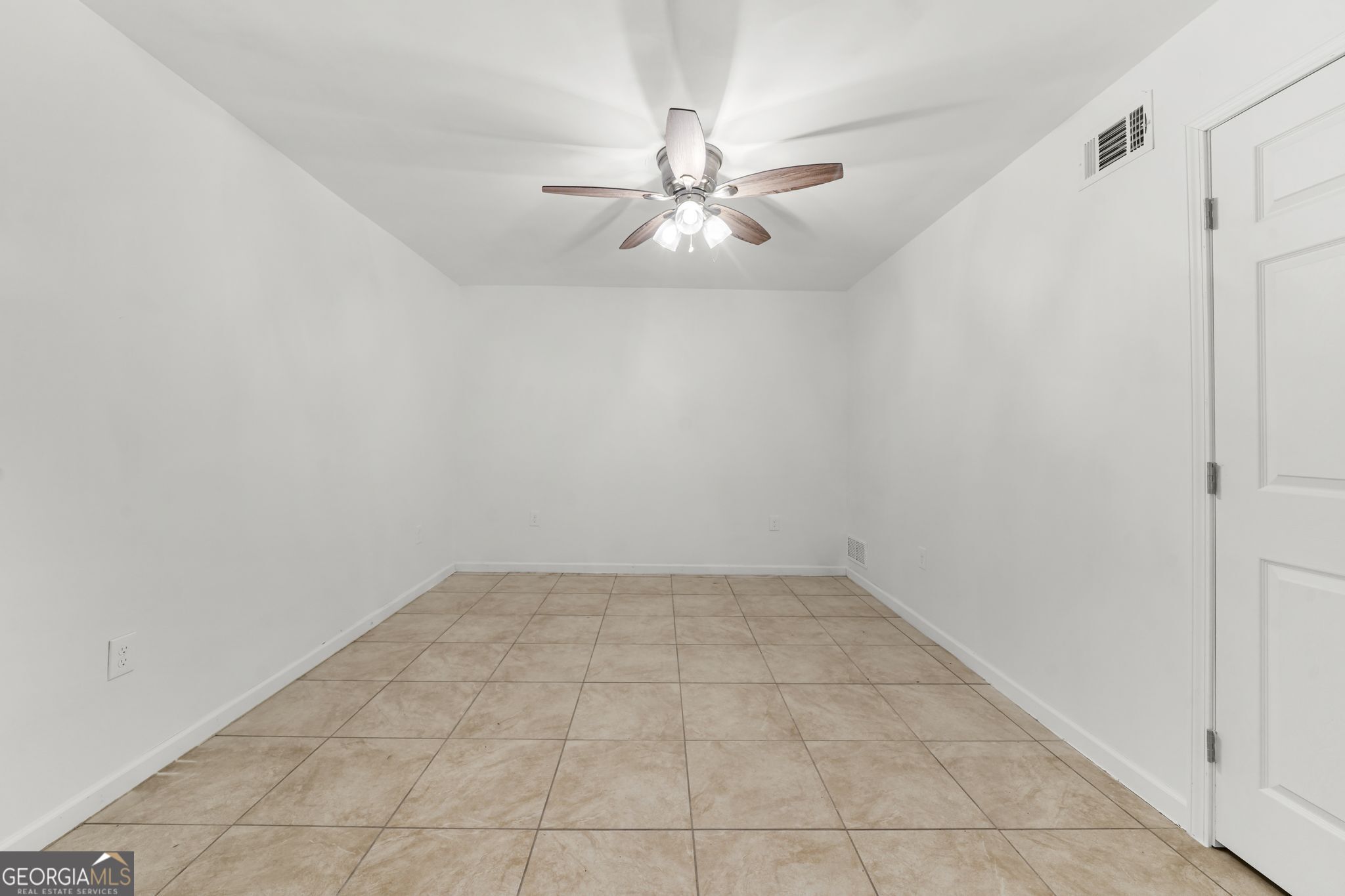 6588 Snowbird Lane Property Photo 24