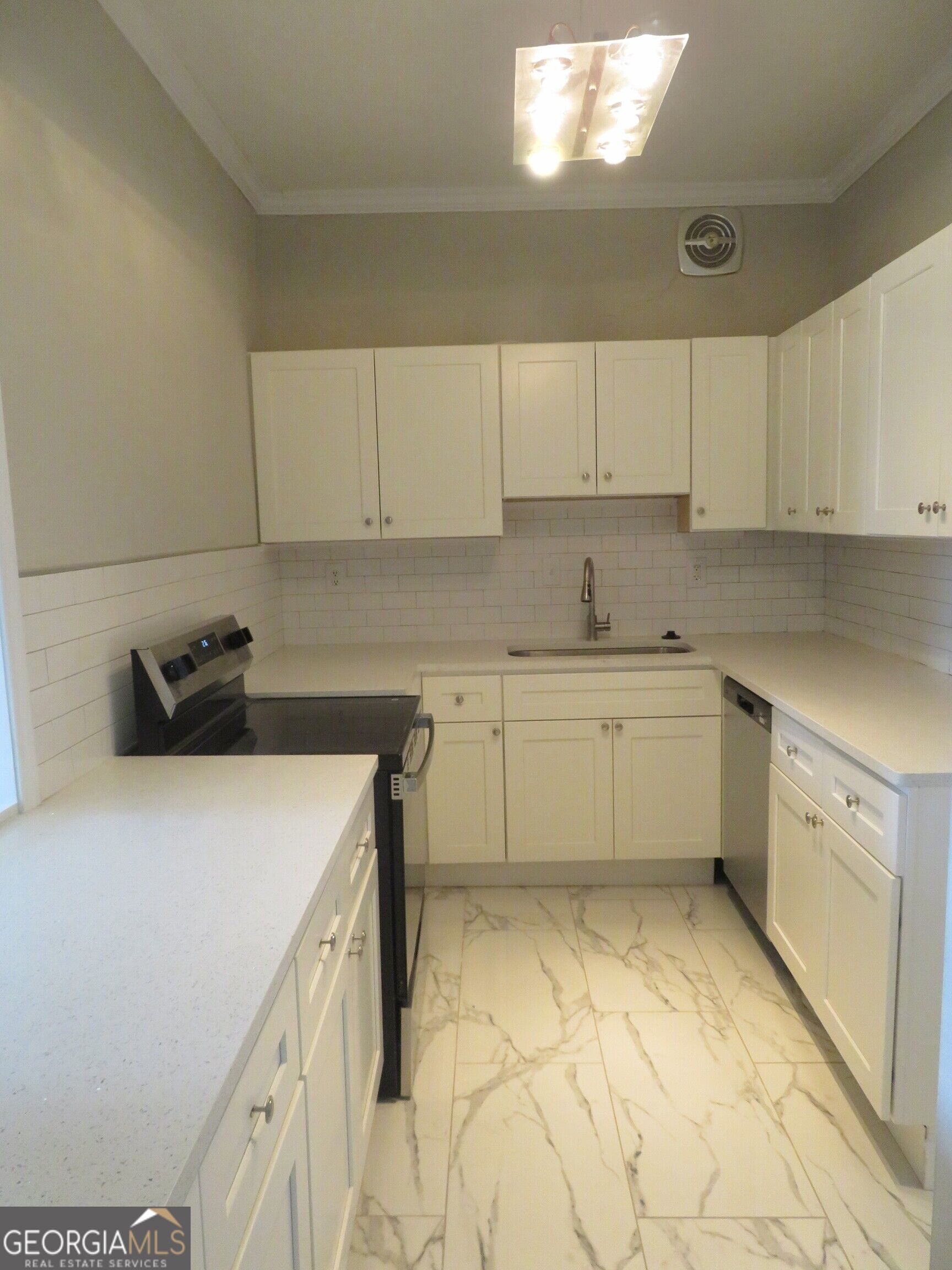 130 26th Street Nw # 703 Property Photo 10