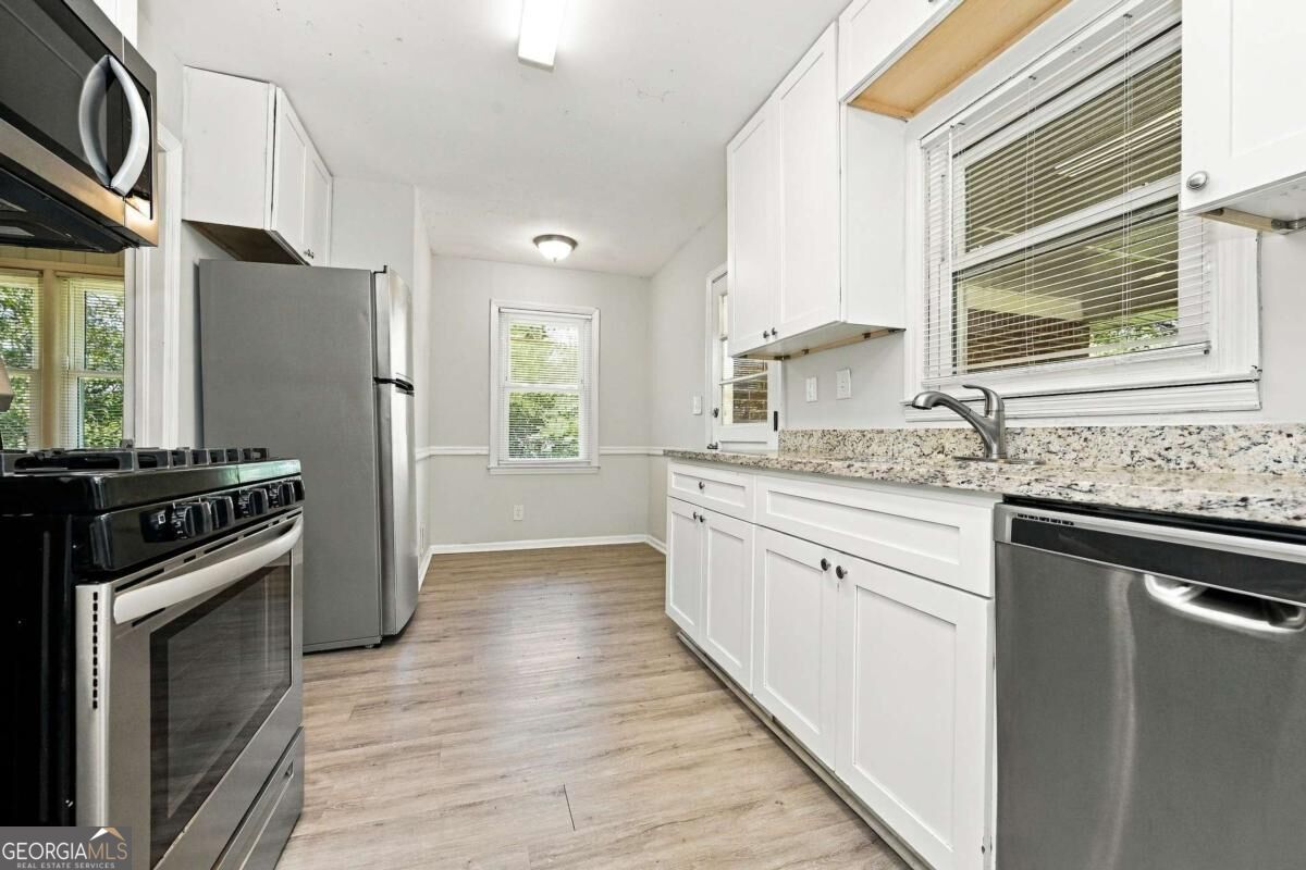 2690 Lake Harbin Road Property Photo 2