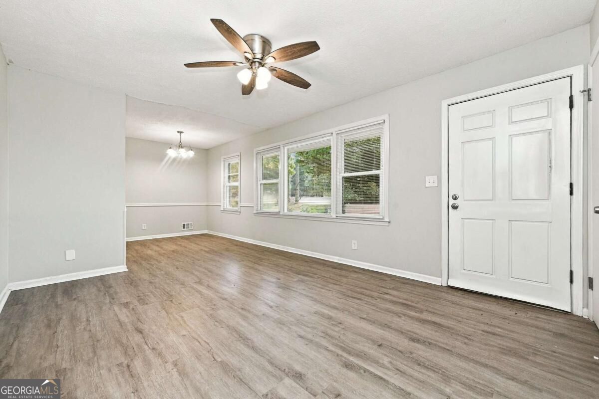 2690 Lake Harbin Road Property Photo 4