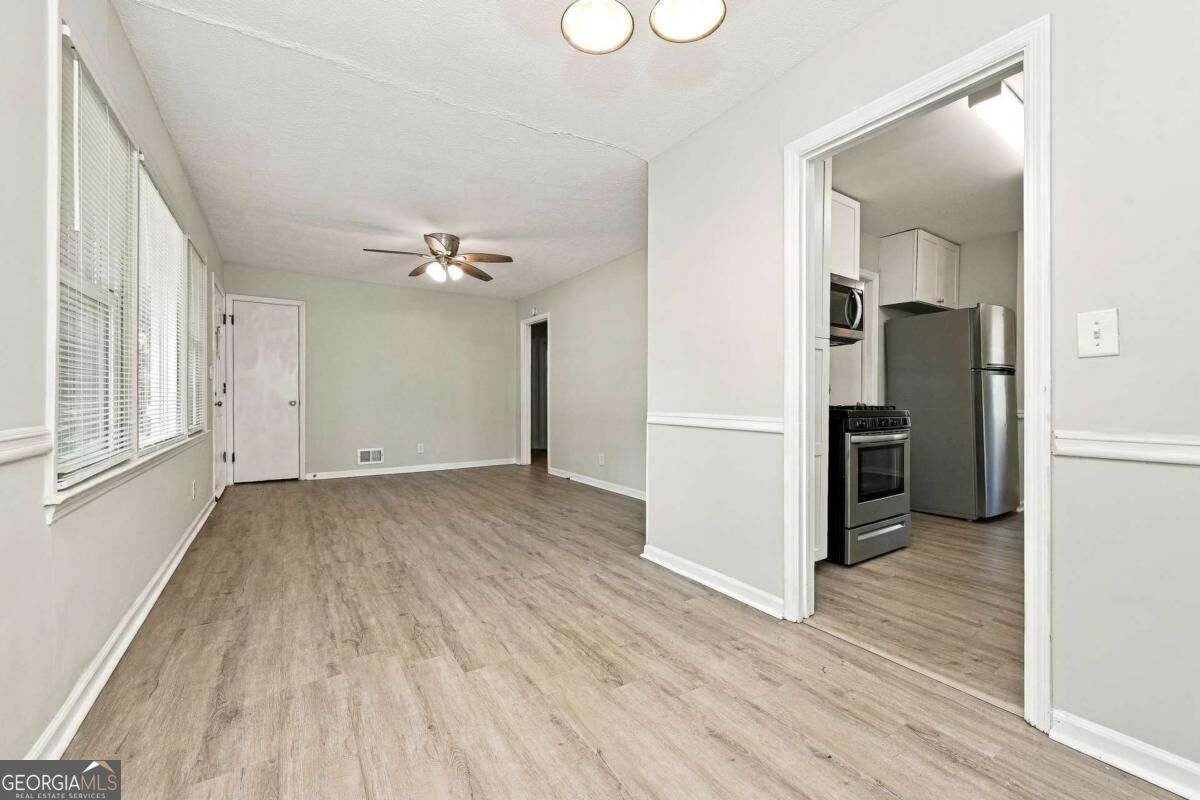 2690 Lake Harbin Road Property Photo 5