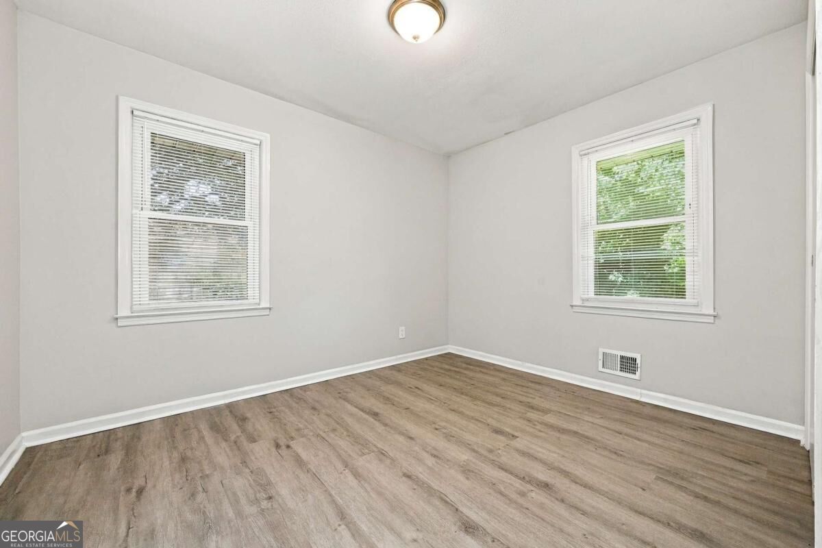2690 Lake Harbin Road Property Photo 7