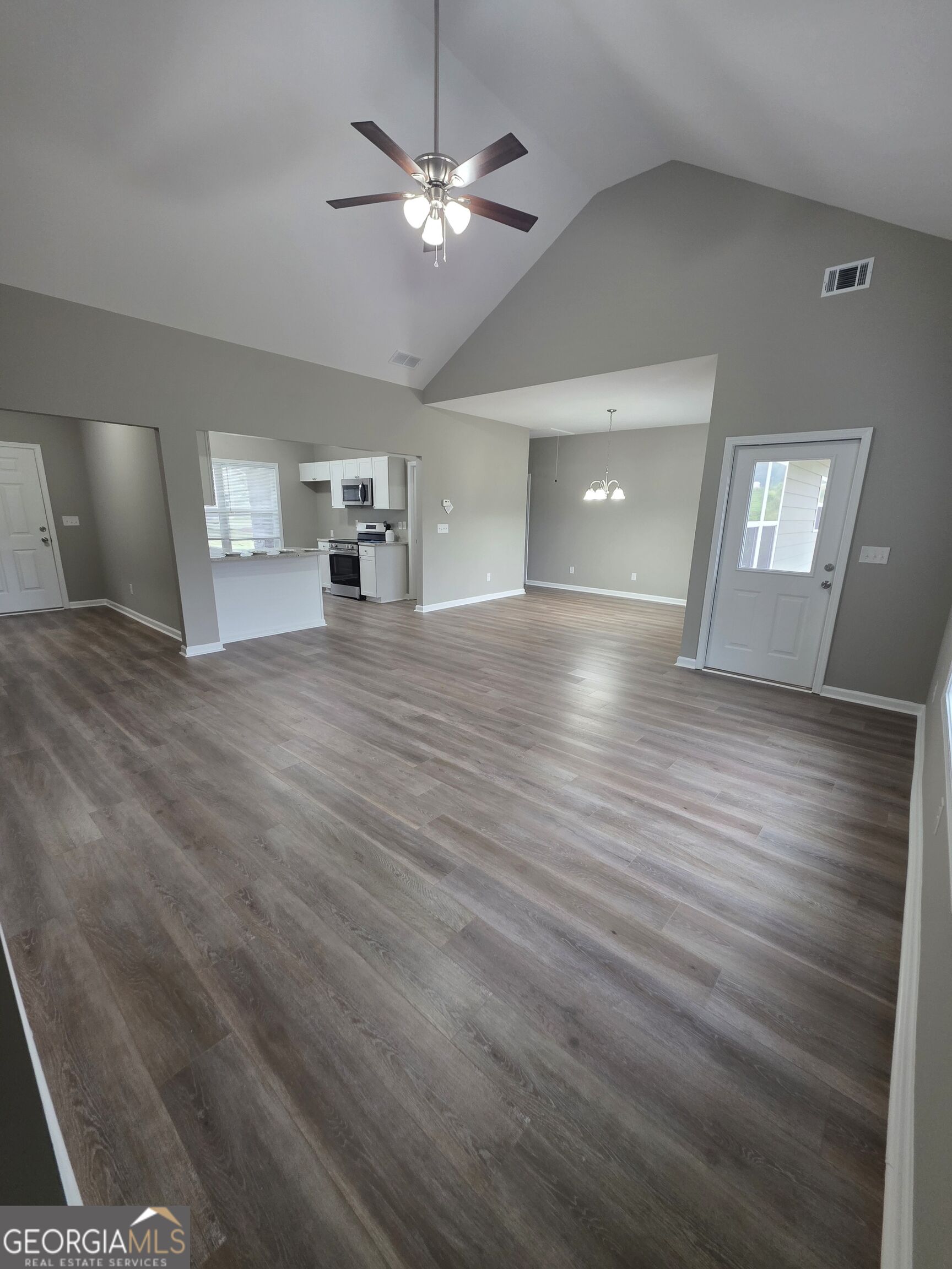 60 Charlotte Drive Property Photo 2
