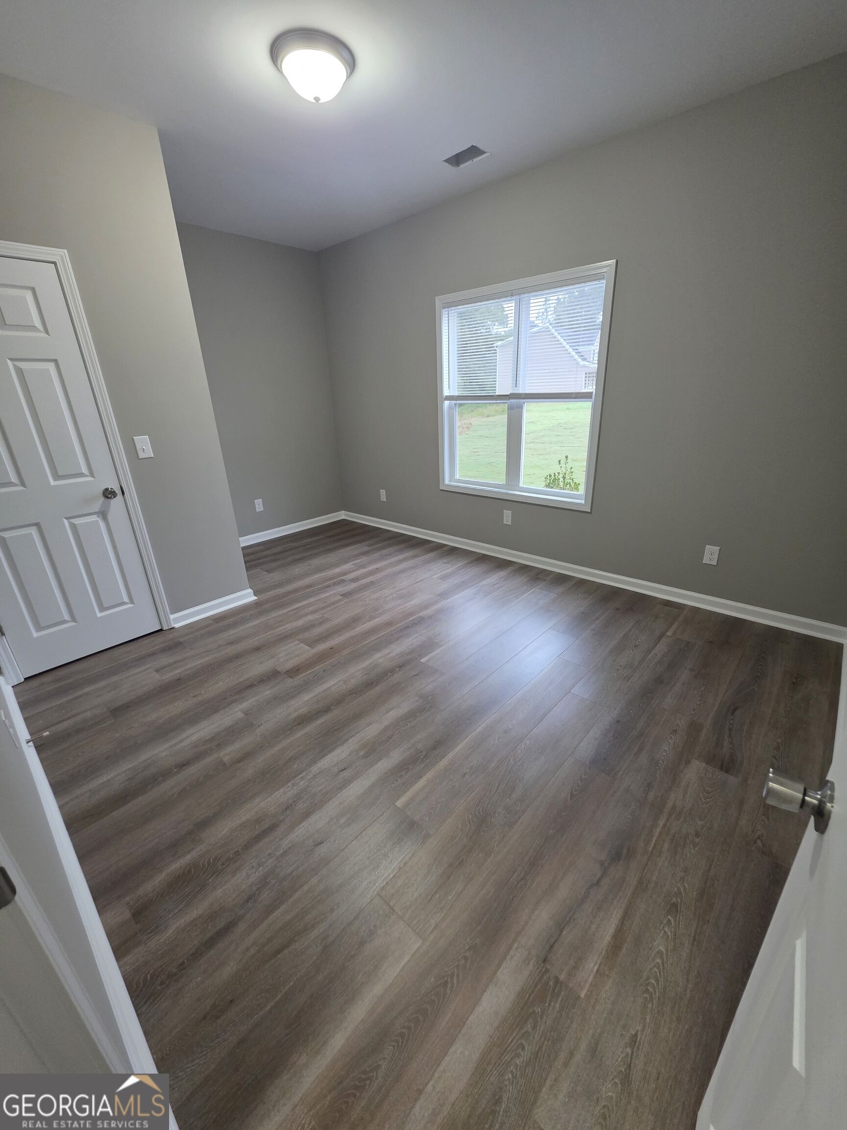 60 Charlotte Drive Property Photo 13