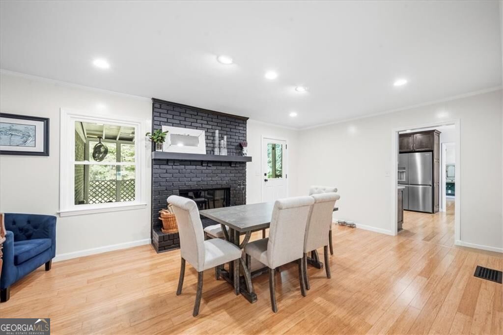 700 John Ward Road Sw Property Photo 10