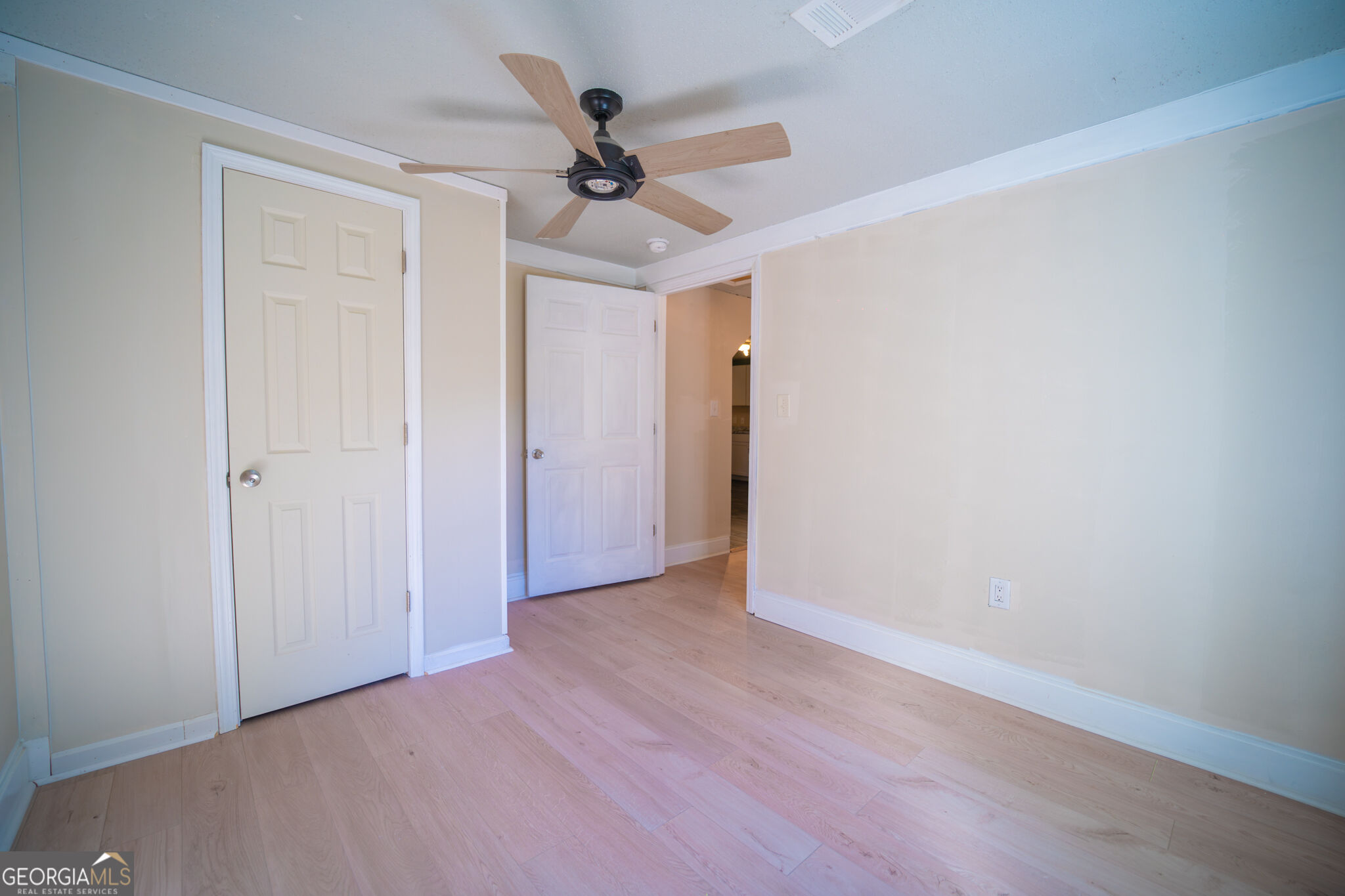 217 Sw Larkspur Lane Sw Property Photo 4