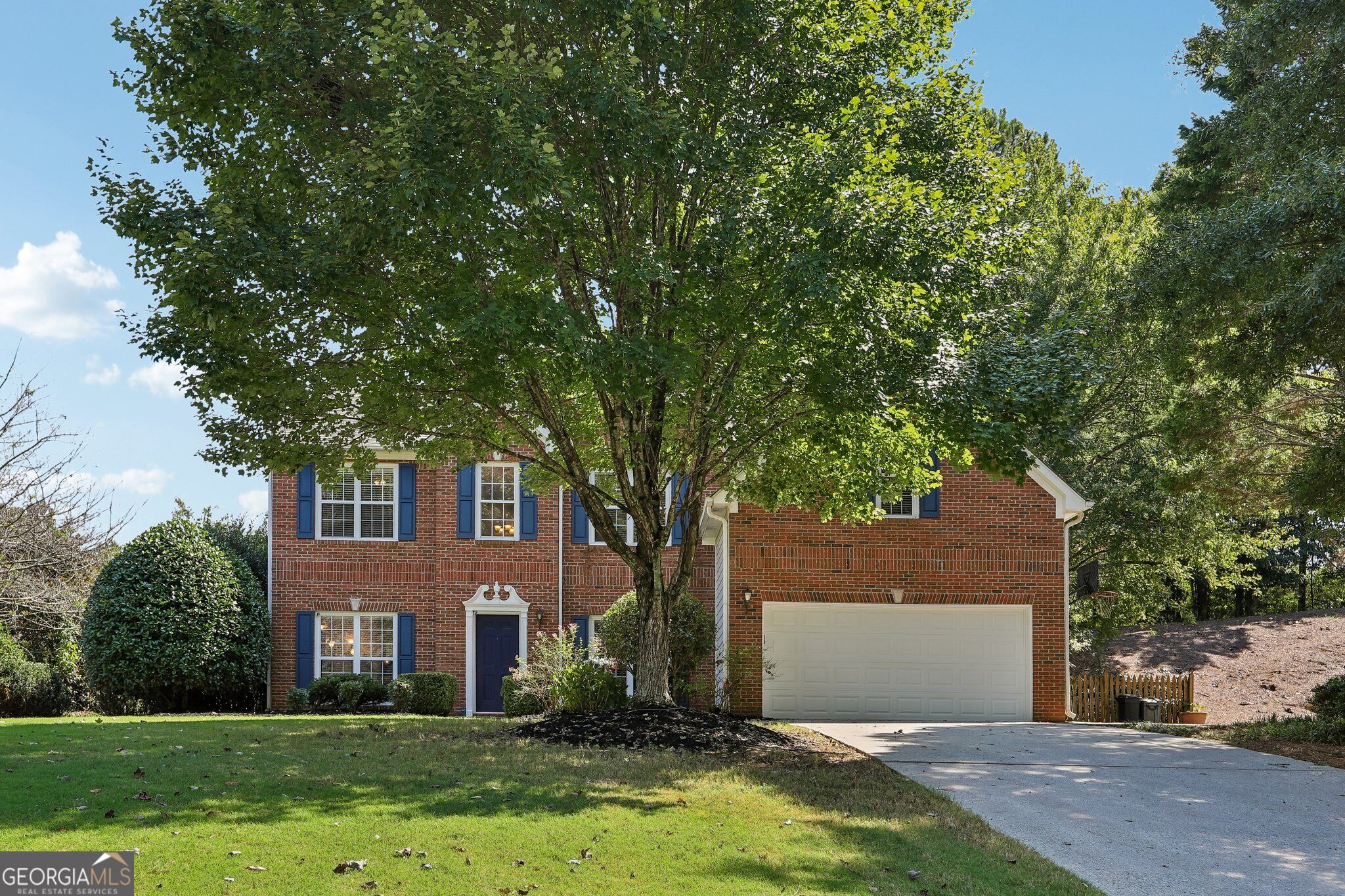 3015 Saint Andrews Court Property Photo 2