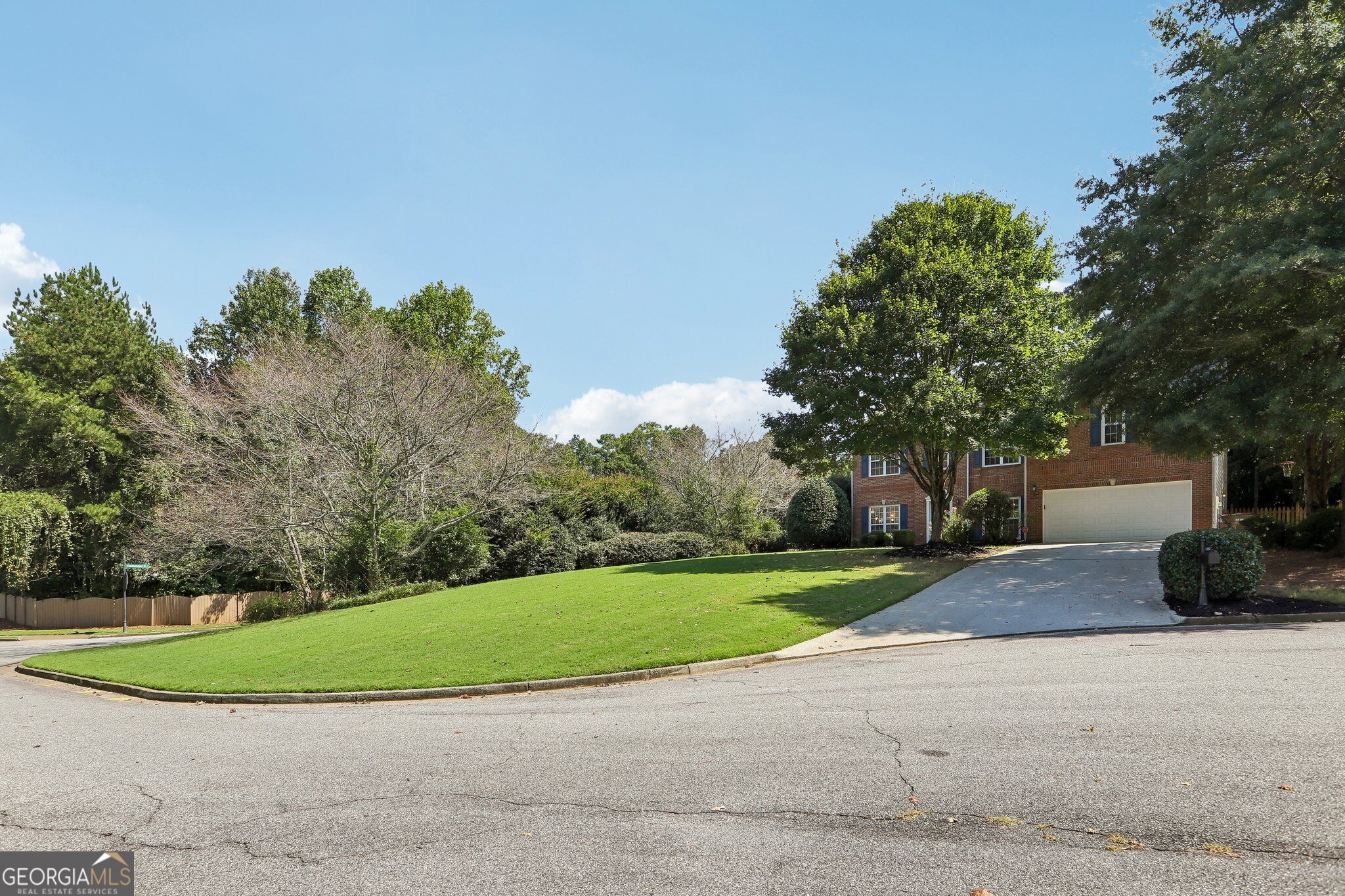 3015 Saint Andrews Court Property Photo 3