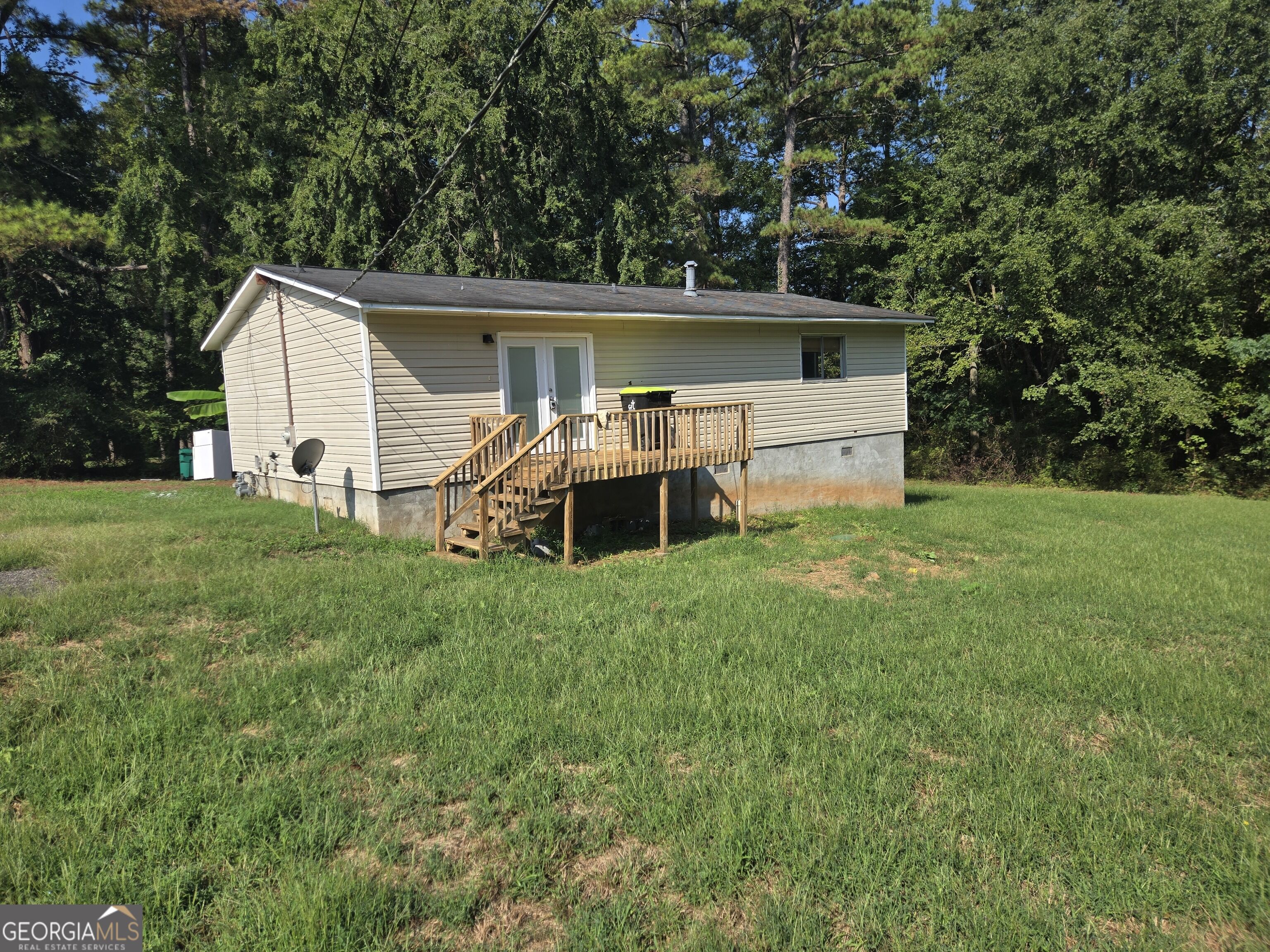 3836 Rex Circle Property Photo 2