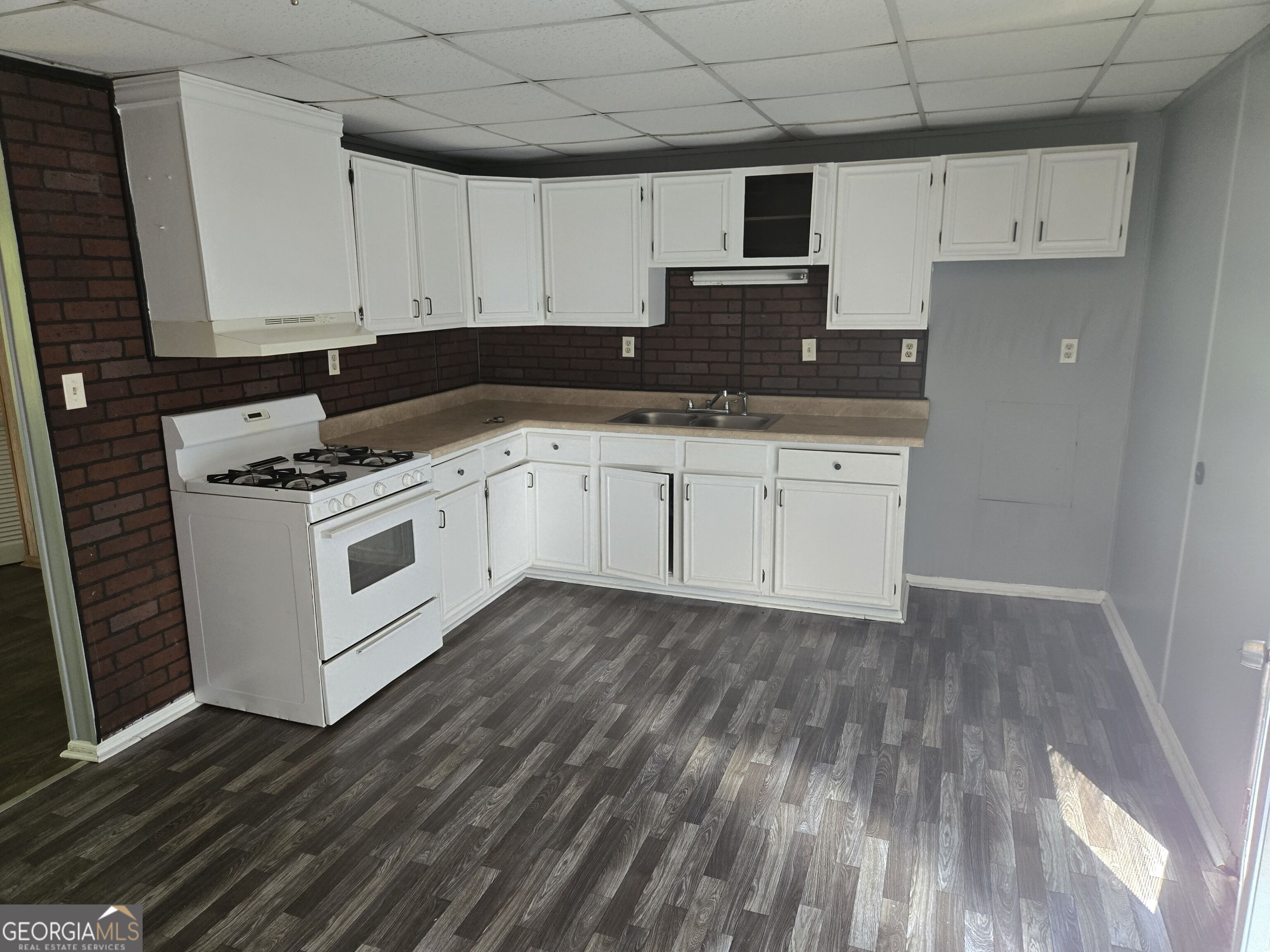3836 Rex Circle Property Photo 3