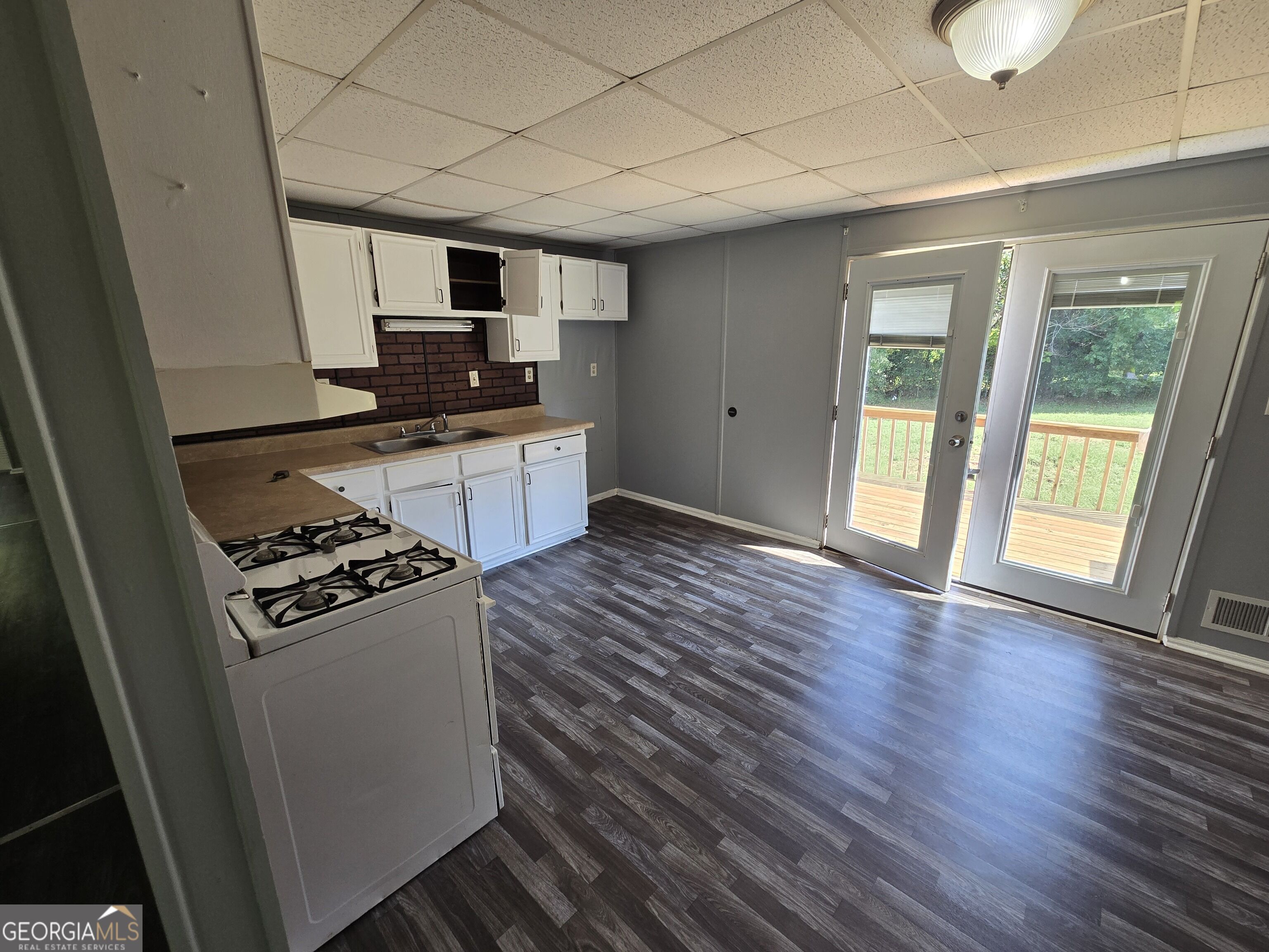 3836 Rex Circle Property Photo 15
