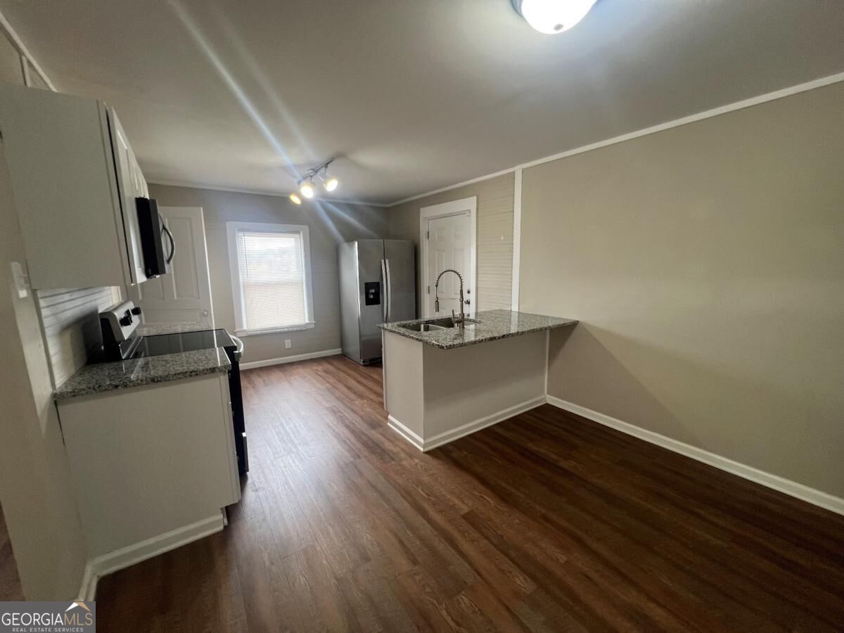 21 Highland Street Property Photo 3