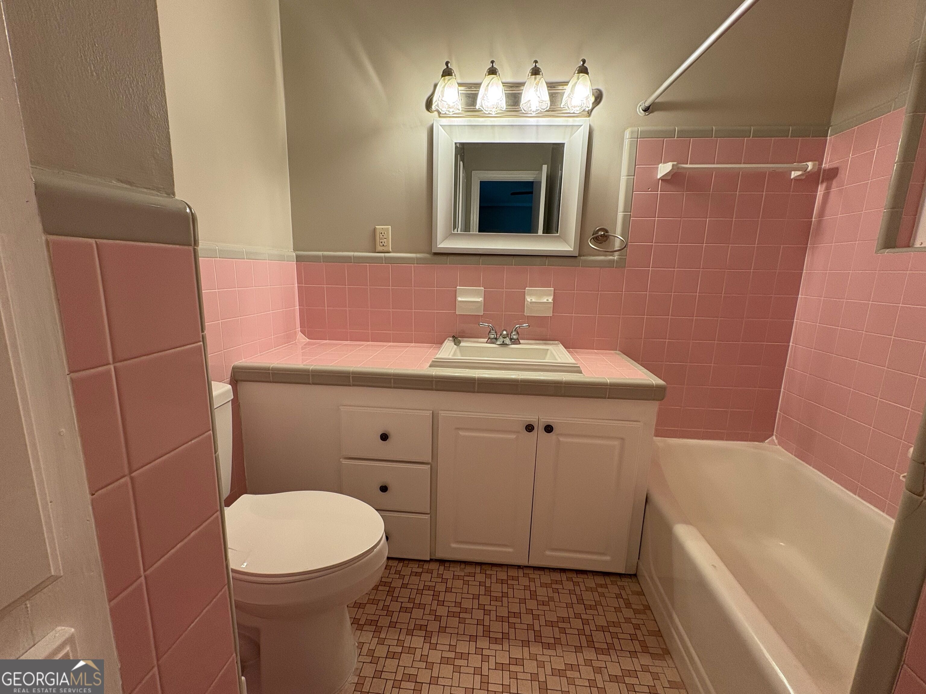 106 Cherry Street Property Photo 11
