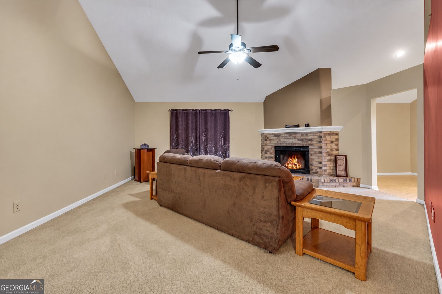 368 Tait Road Property Photo 4