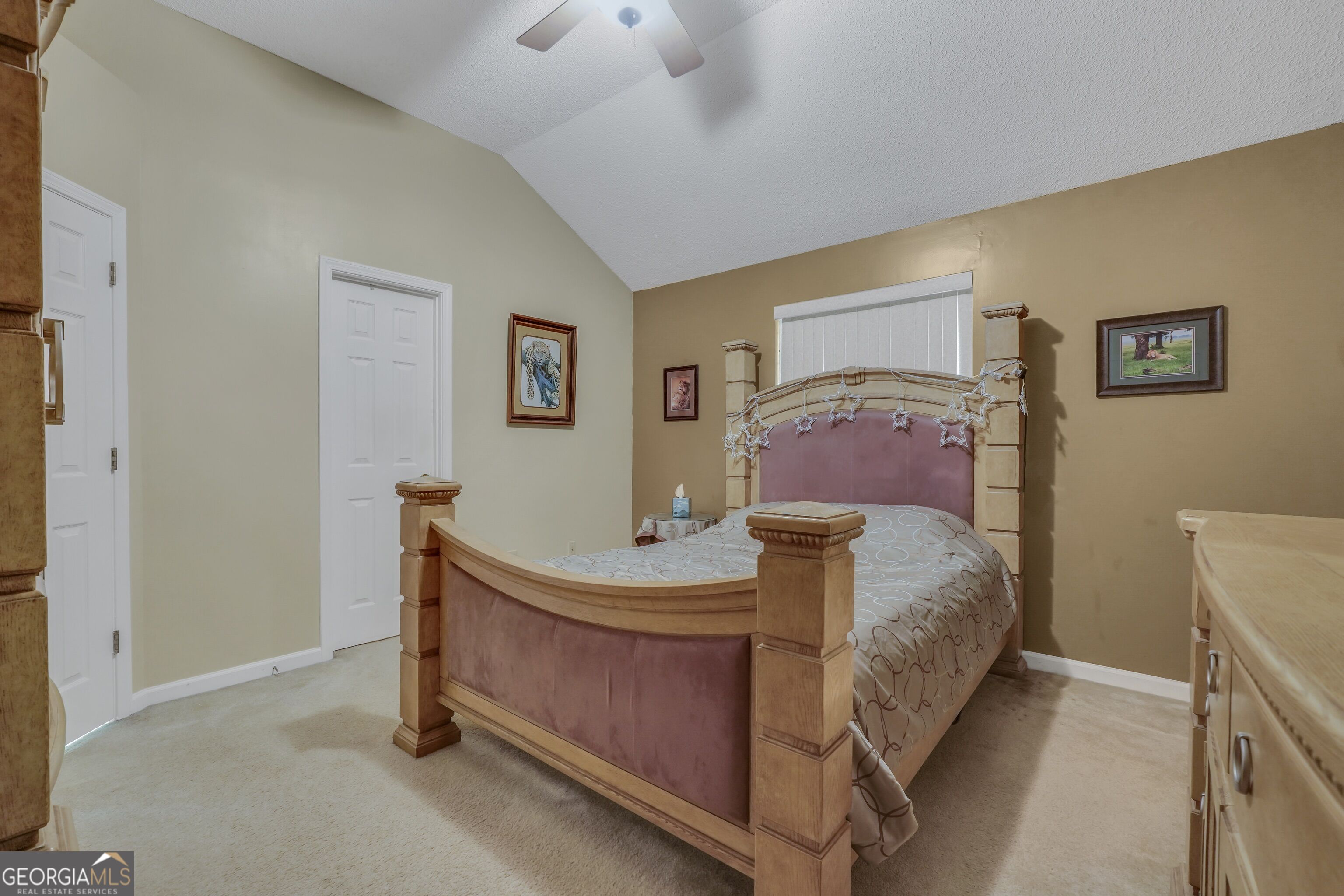 368 Tait Road Property Photo 17