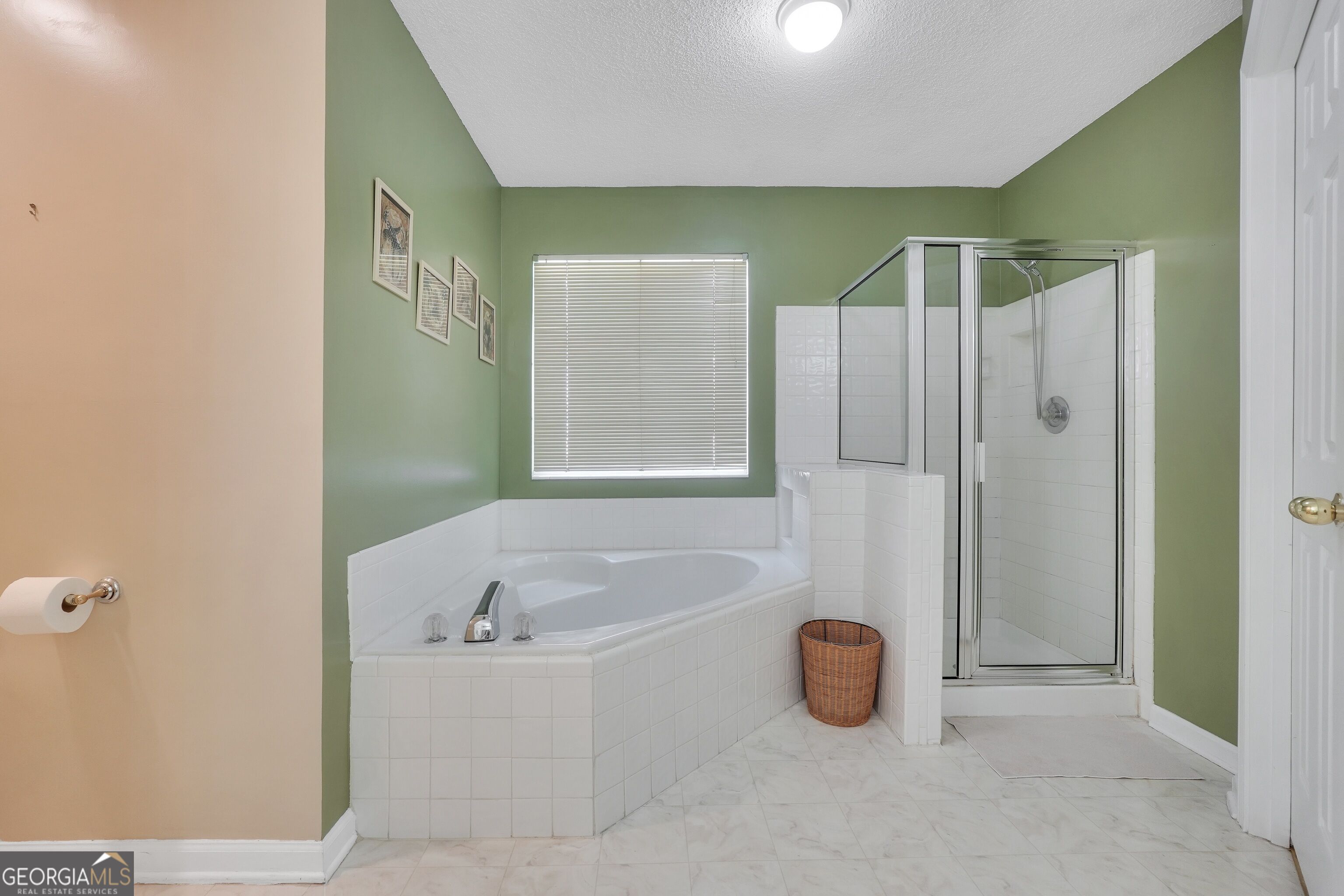 368 Tait Road Property Photo 23