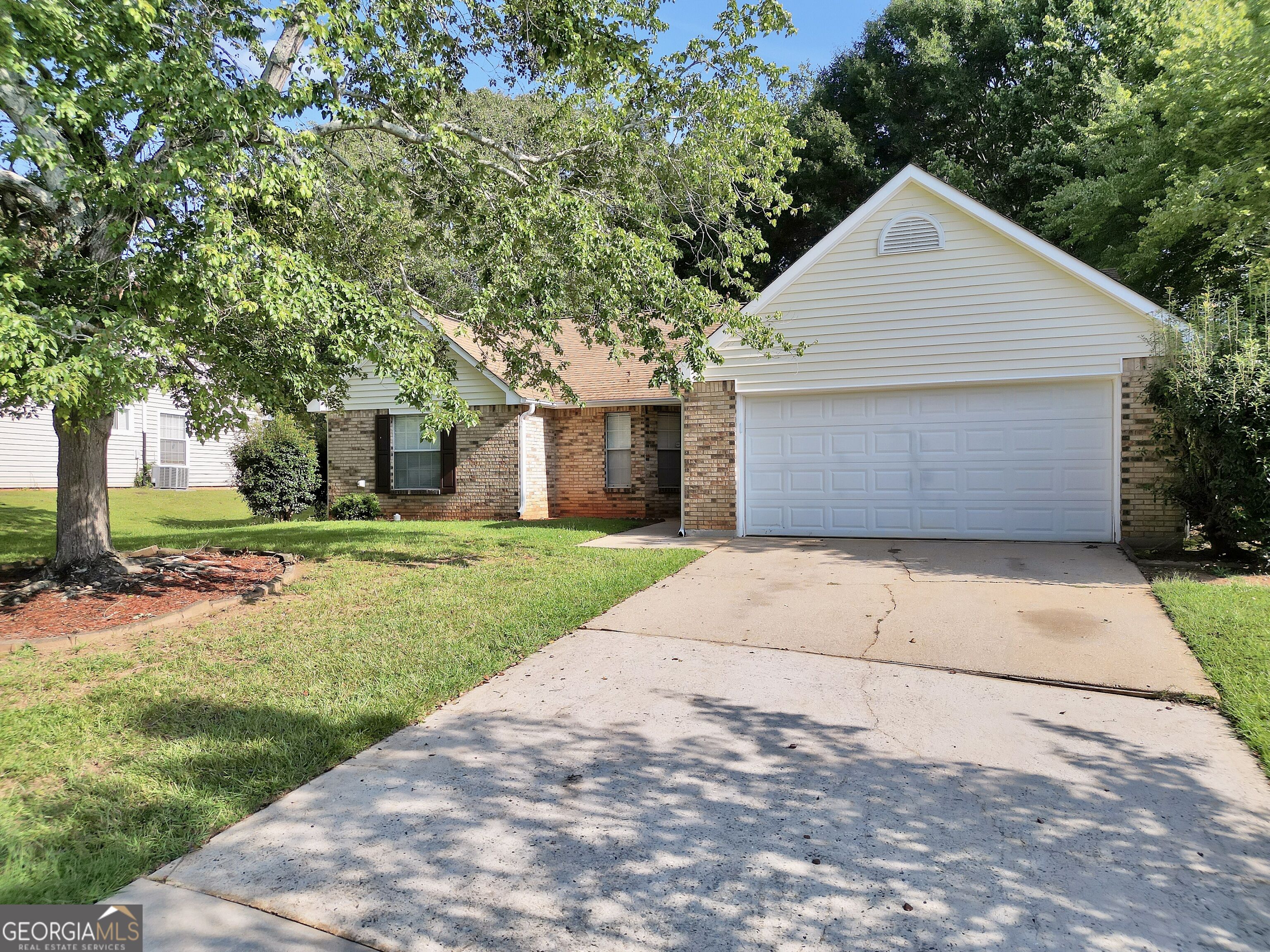 368 Tait Road Property Photo 36