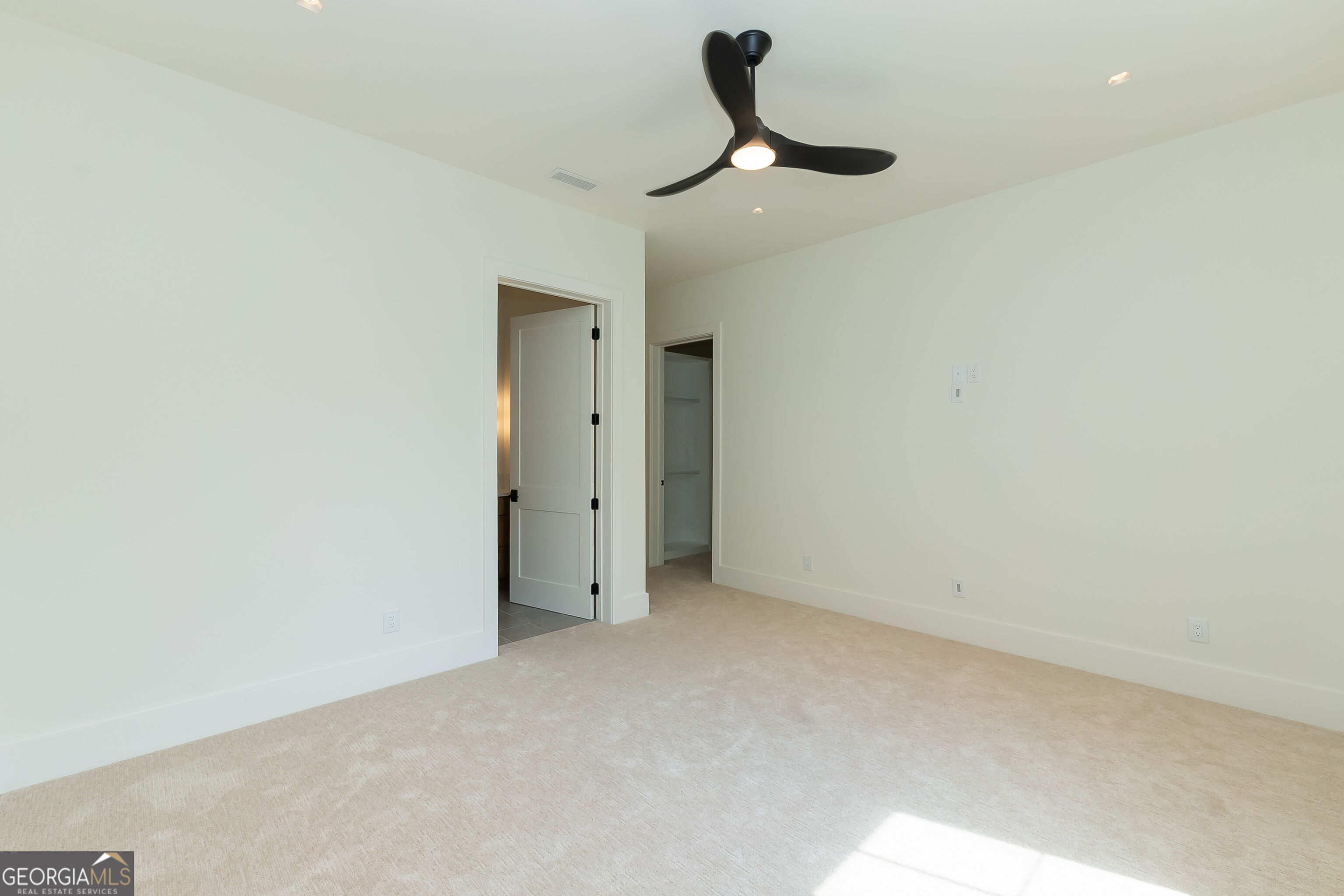2650 Roswell Road Property Photo 68