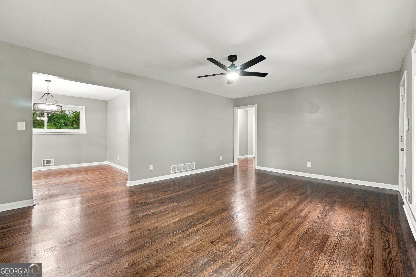 2988 Valley Ridge Drive Property Photo 6