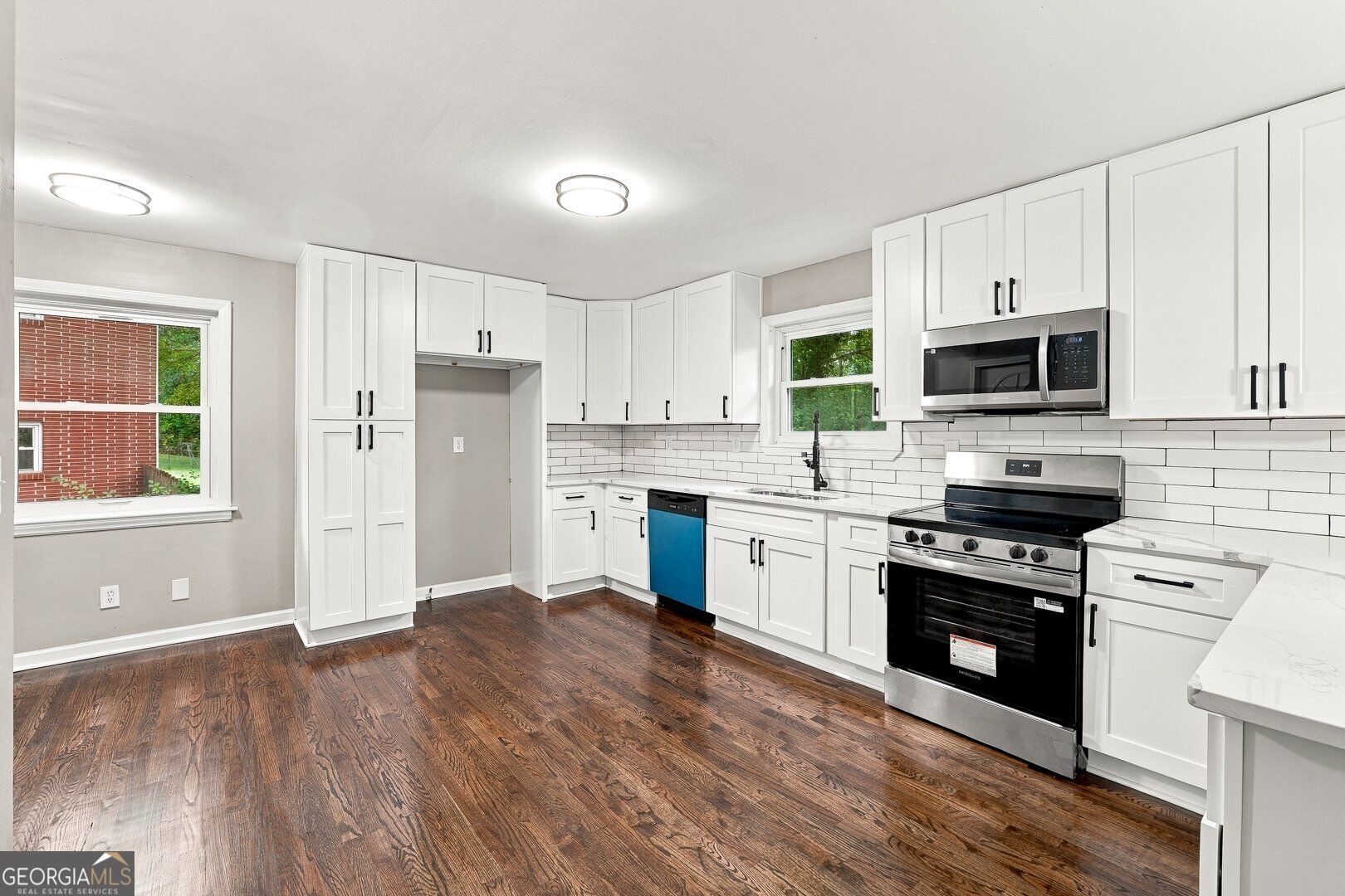 2988 Valley Ridge Drive Property Photo 13