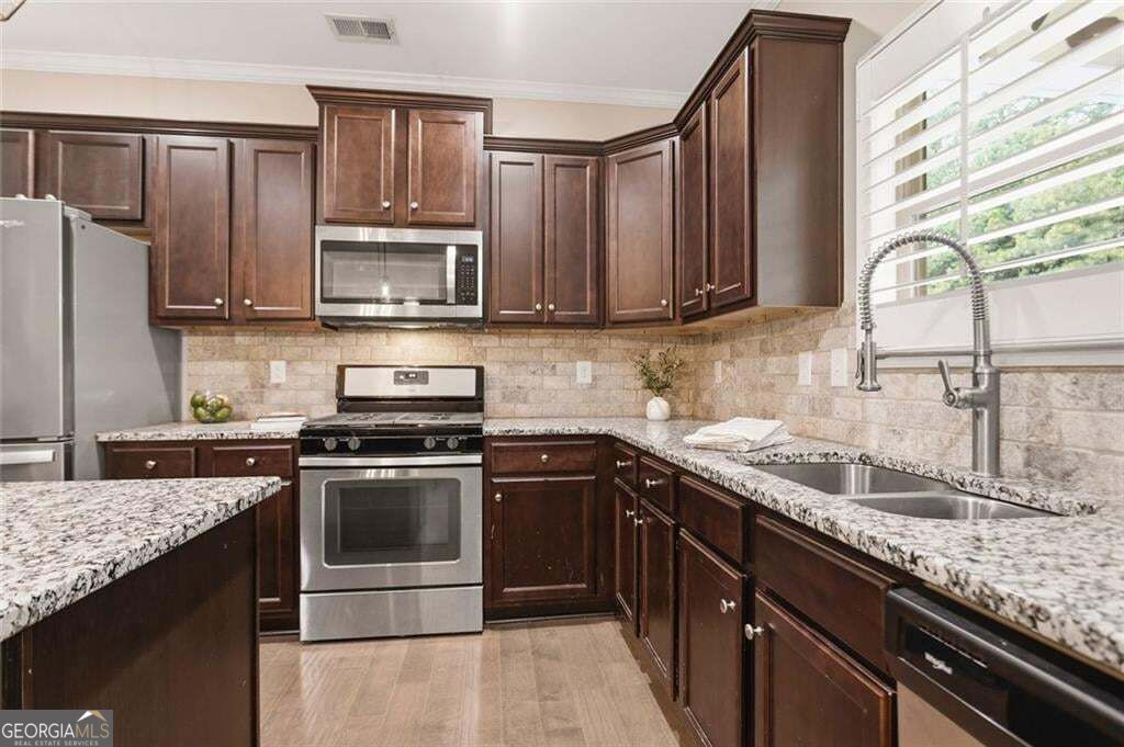 53 Teramont Court Property Photo 19