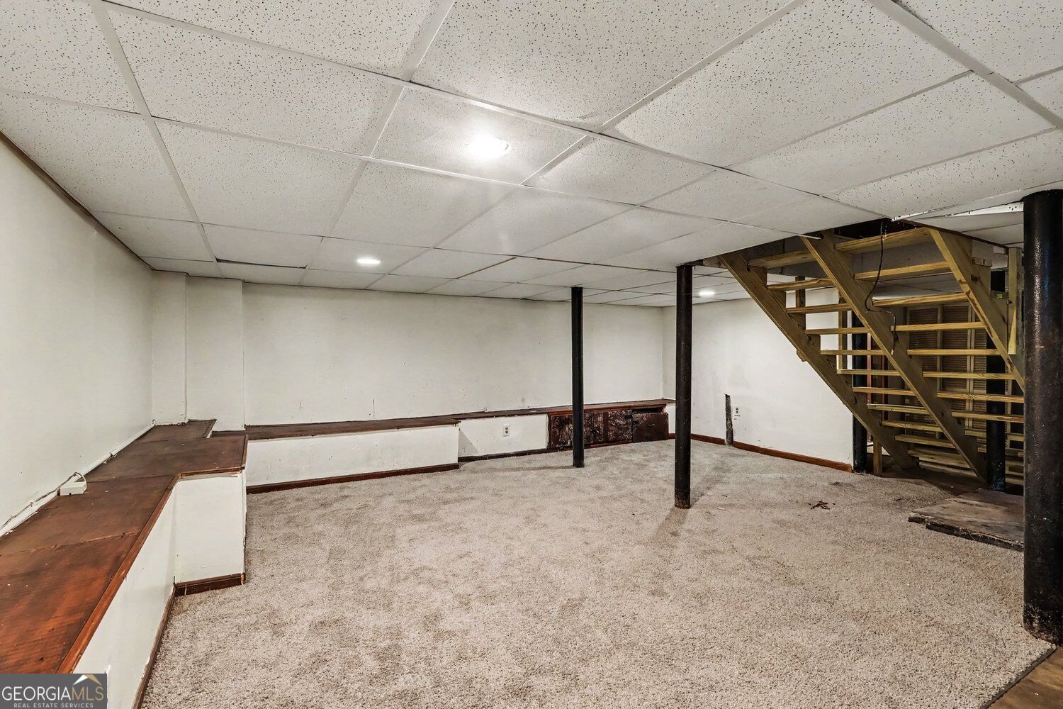 1239 Eastland Road Se Property Photo 18