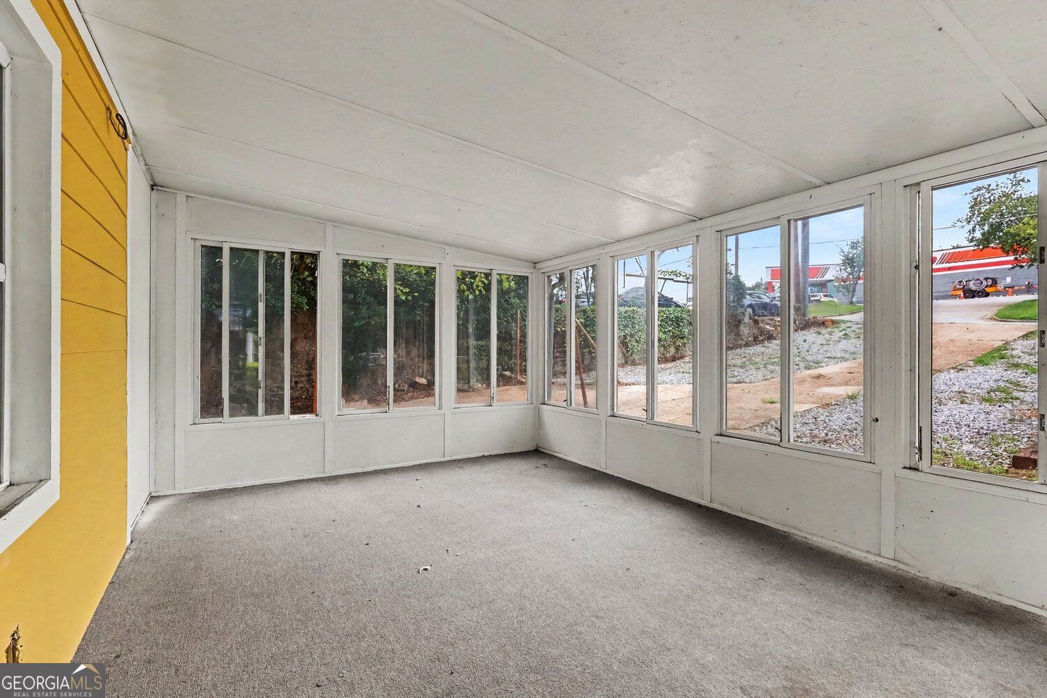1239 Eastland Road Se Property Photo 24