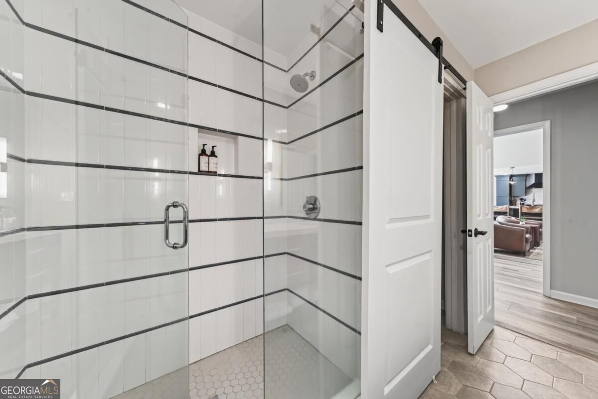 242 Loch Way Property Photo 31