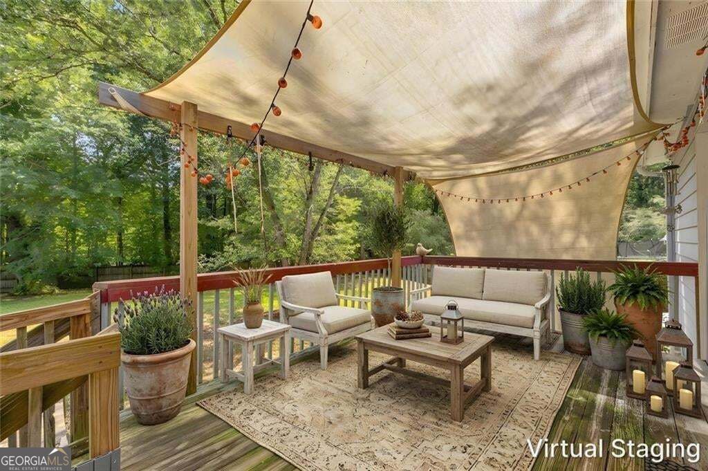 374 Meadow Trace Drive Property Photo 16