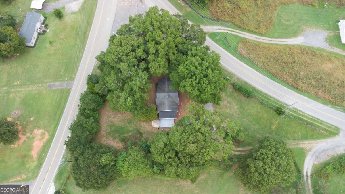 7985 Midway Road Property Photo 19
