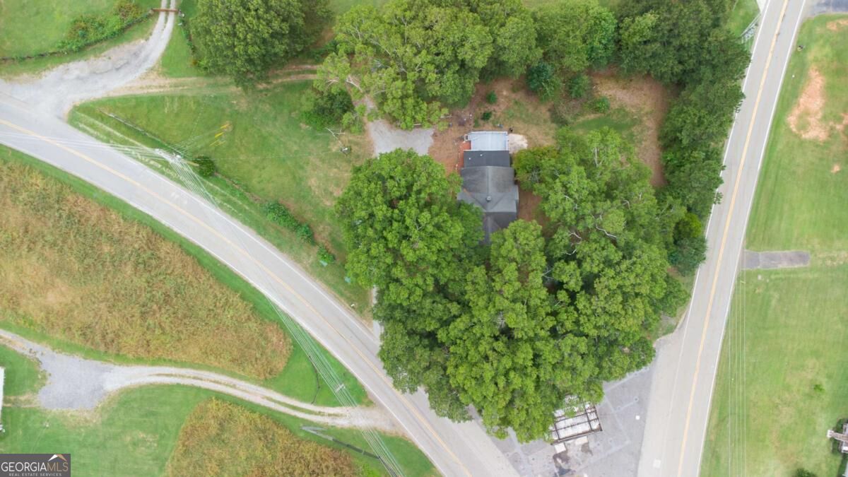 7985 Midway Road Property Photo 20