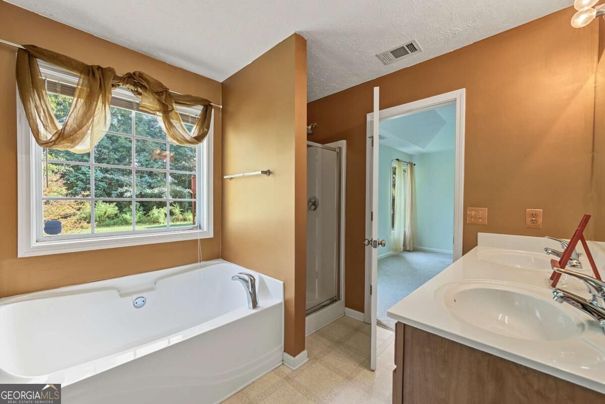 106 Jack Court Property Photo 34