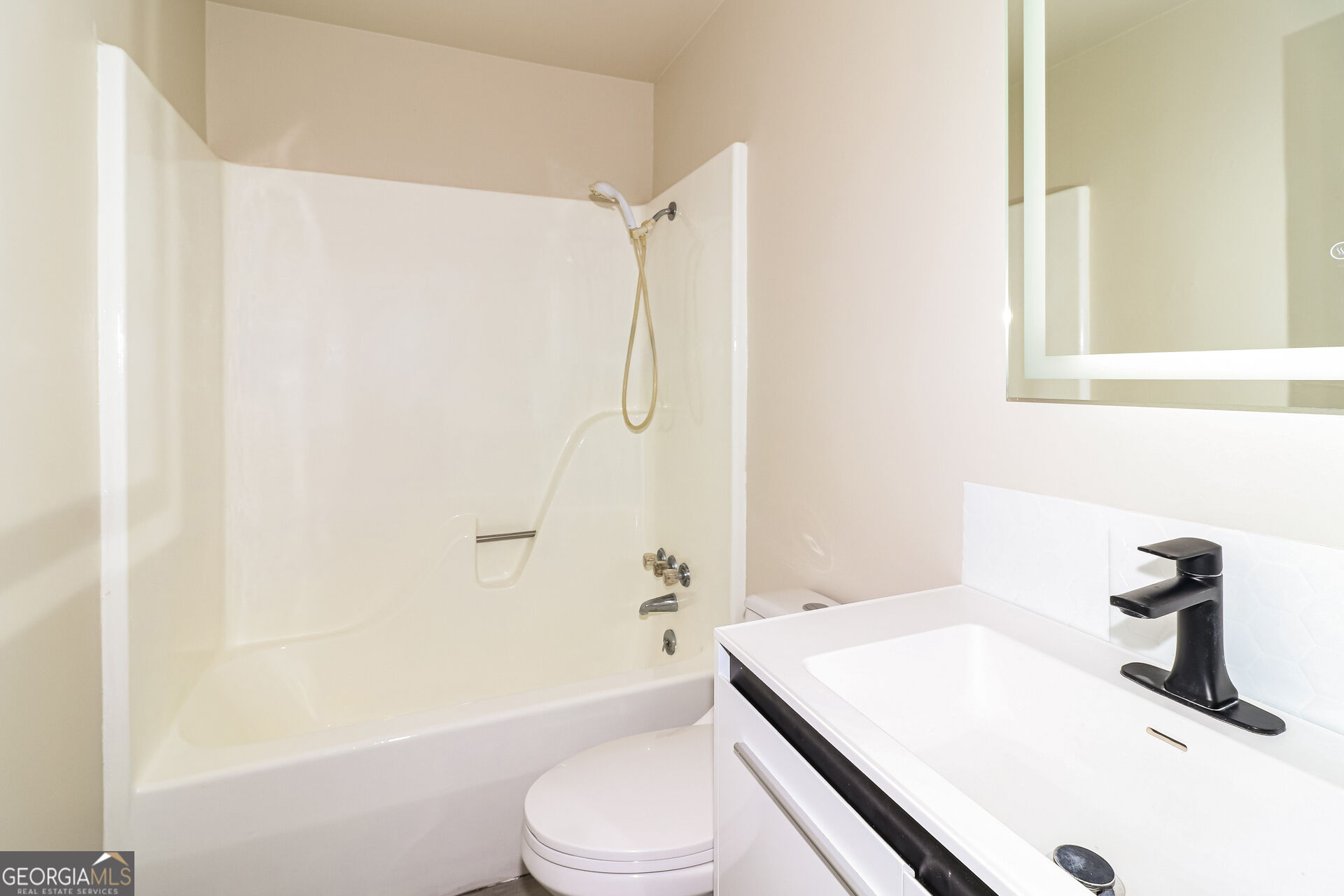 104 Adon Street Property Photo 14