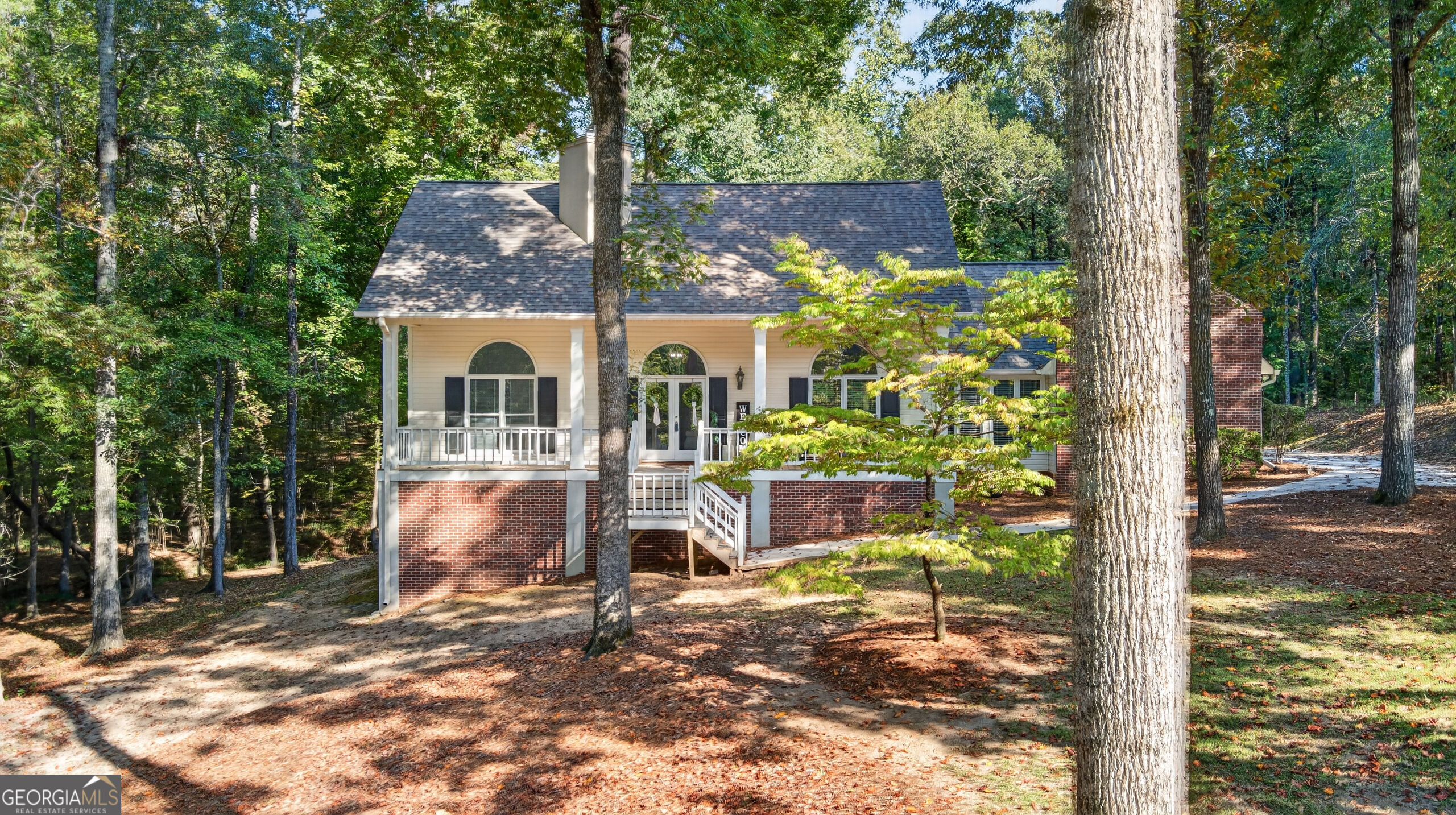 127 Ridge Crest Drive Property Photo 3