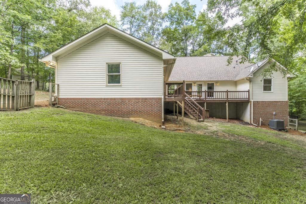 127 Ridge Crest Drive Property Photo 33