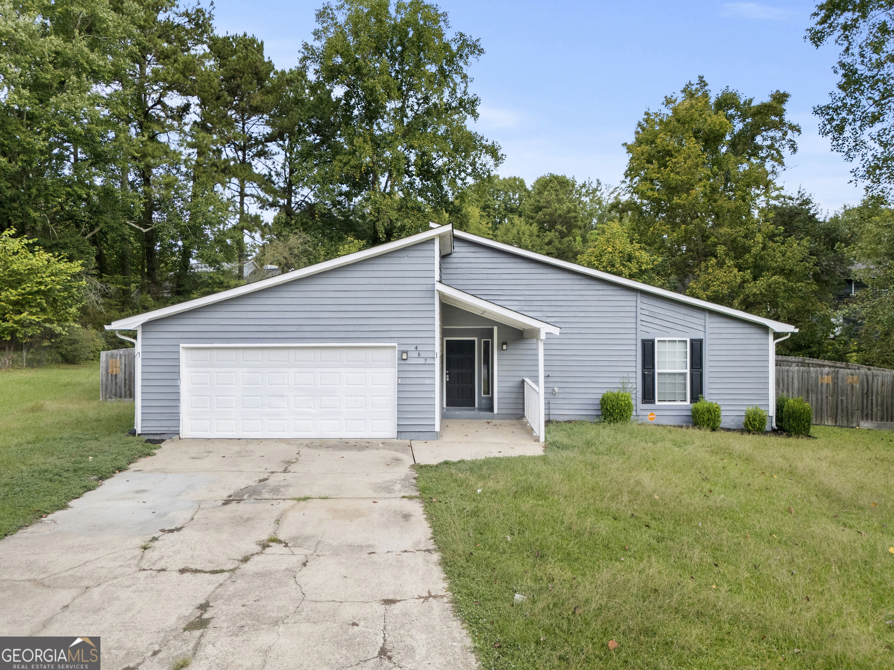 465 Cedar Court Property Photo 1
