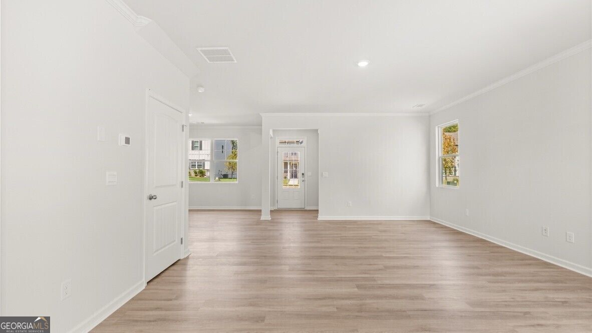 54 Lambton Place Property Photo 7