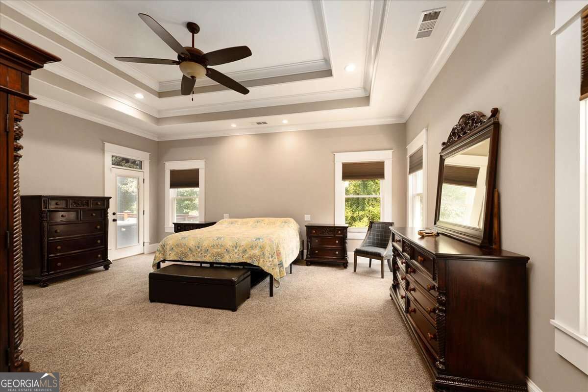 617 Skyland Drive Property Photo 16