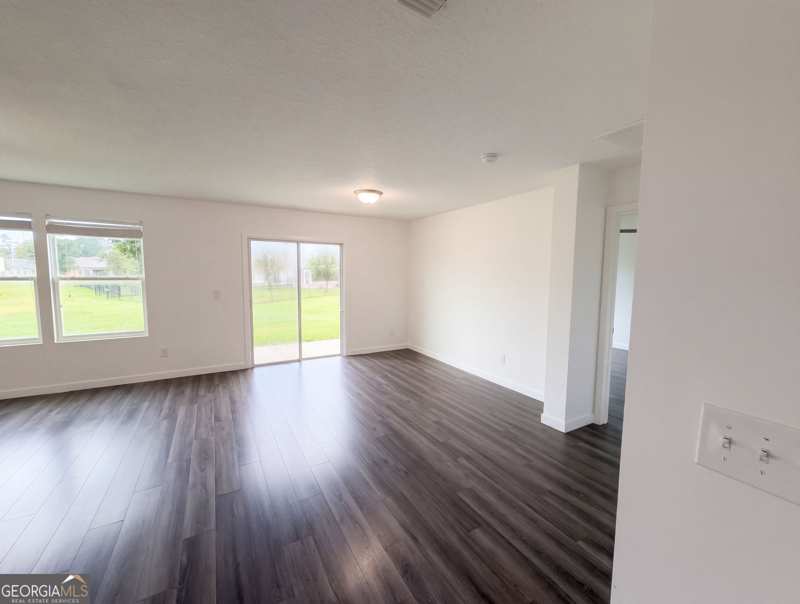 119 Brooklet Circle Property Photo 8