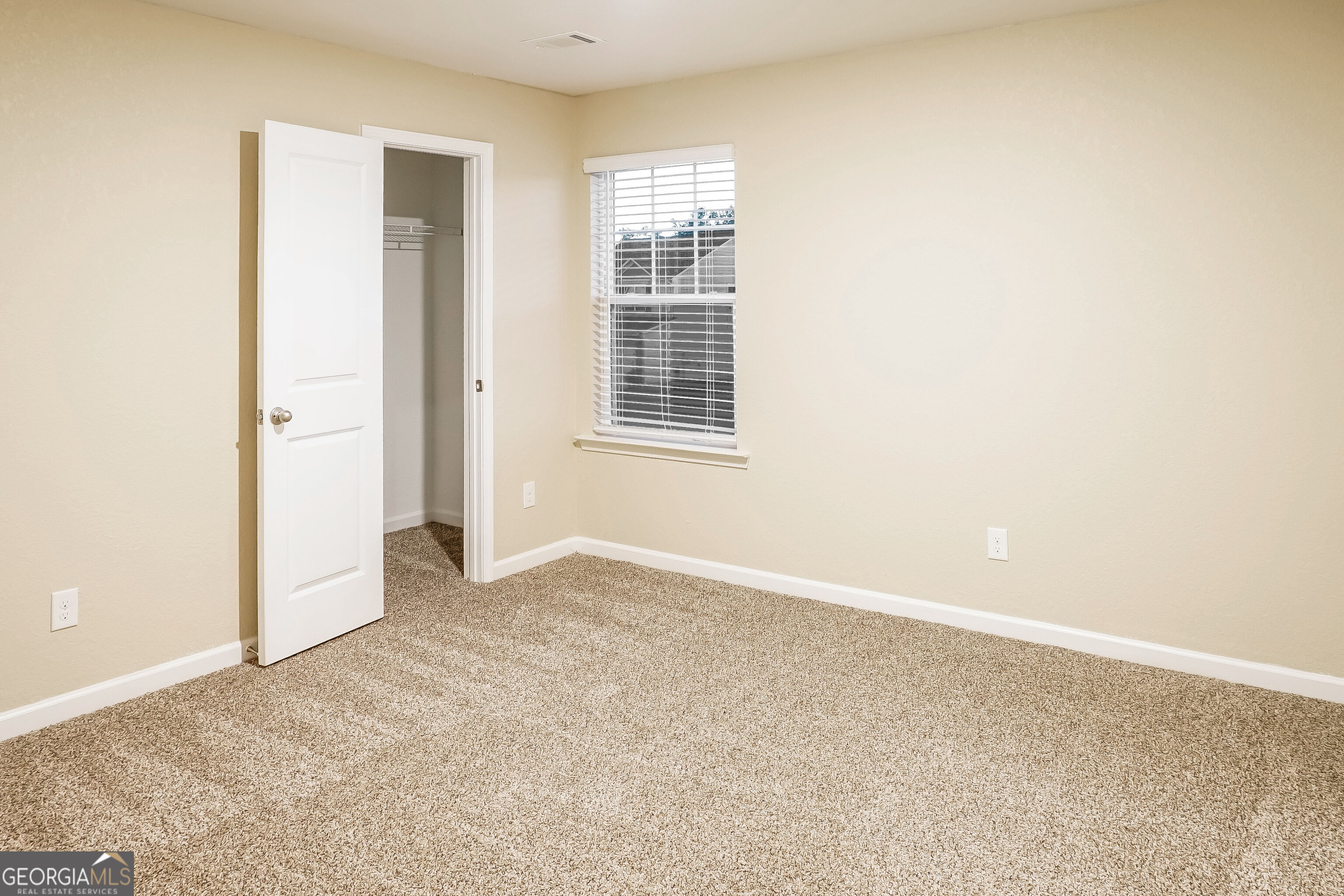 2985 Cleburne Terrace Property Photo 12