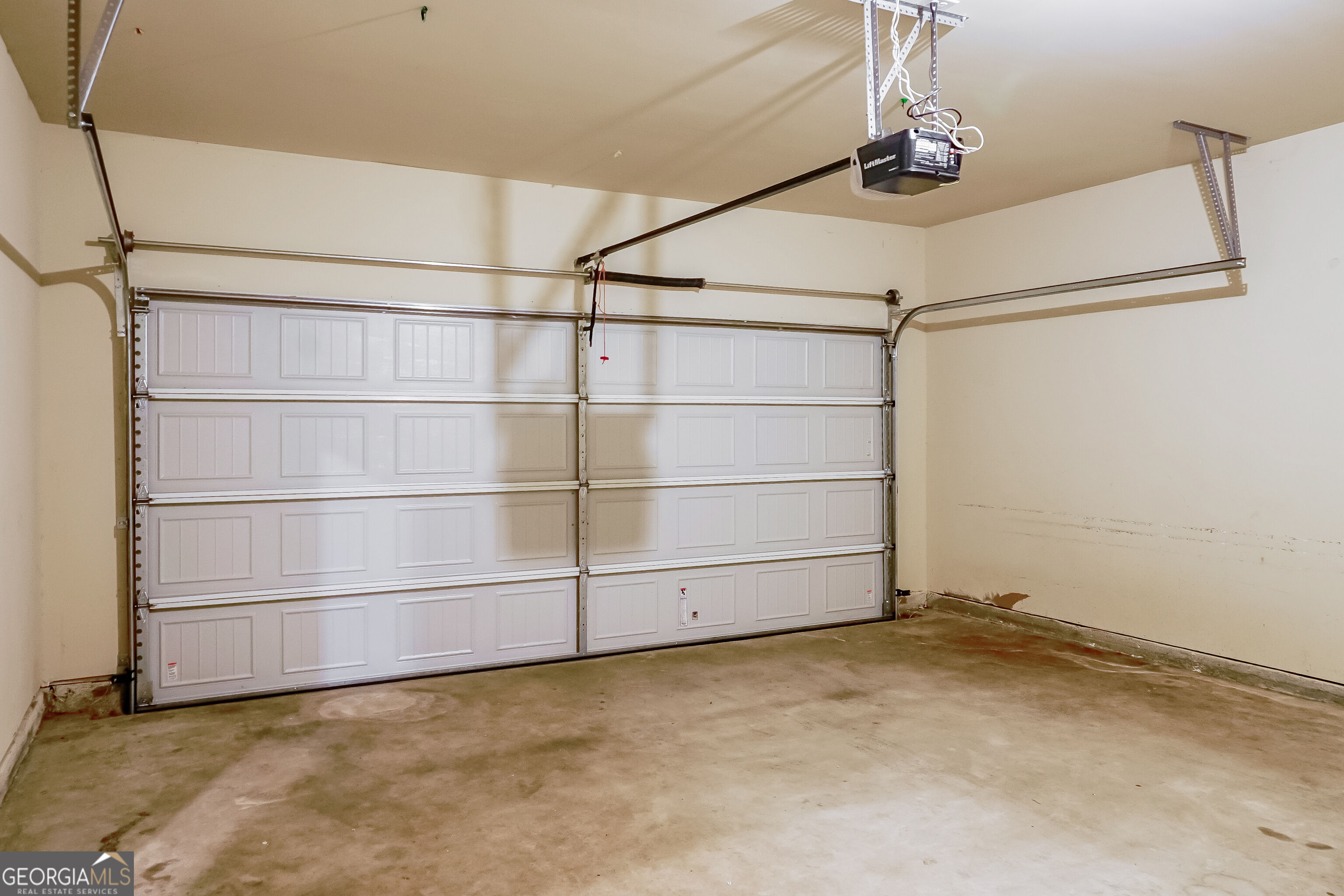 2985 Cleburne Terrace Property Photo 15