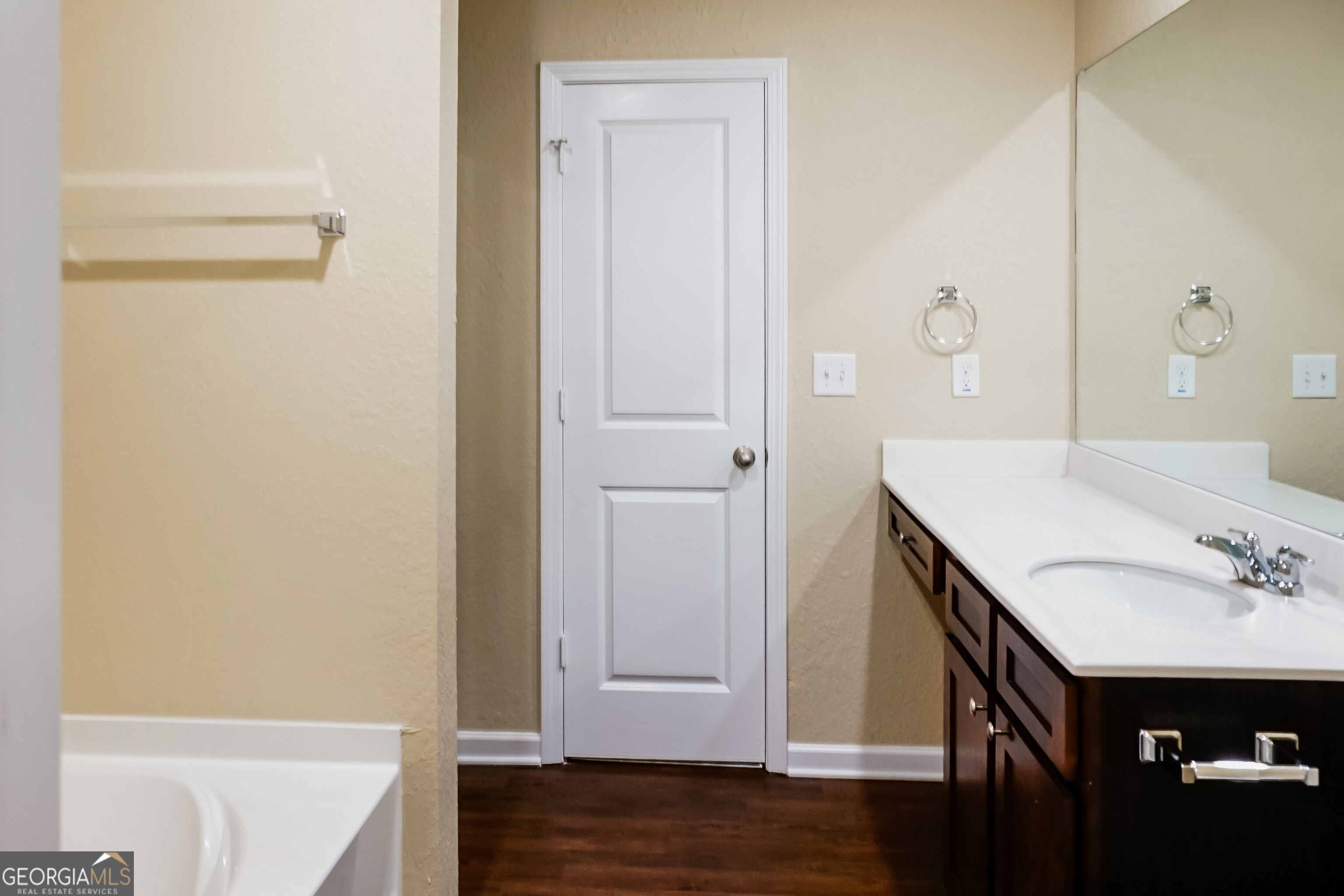 2985 Cleburne Terrace Property Photo 18