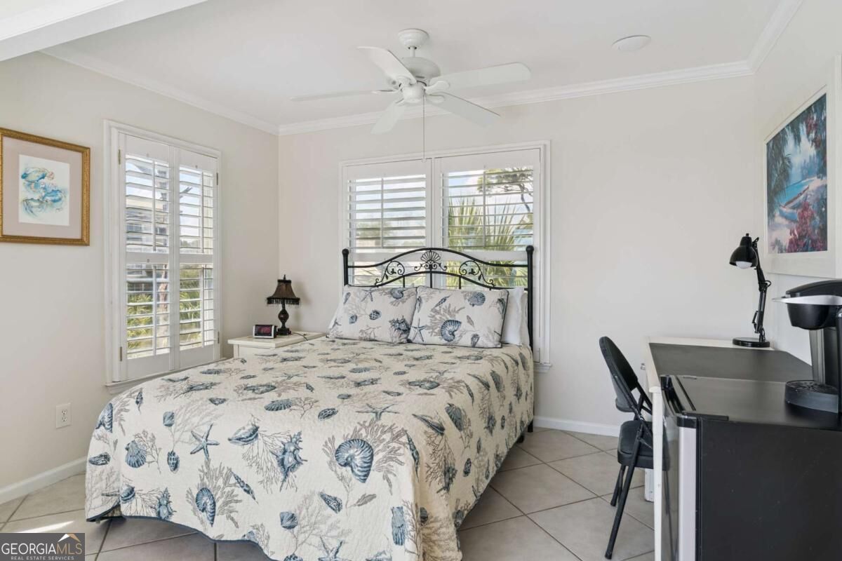 1035 Beachview Drive Property Photo 23