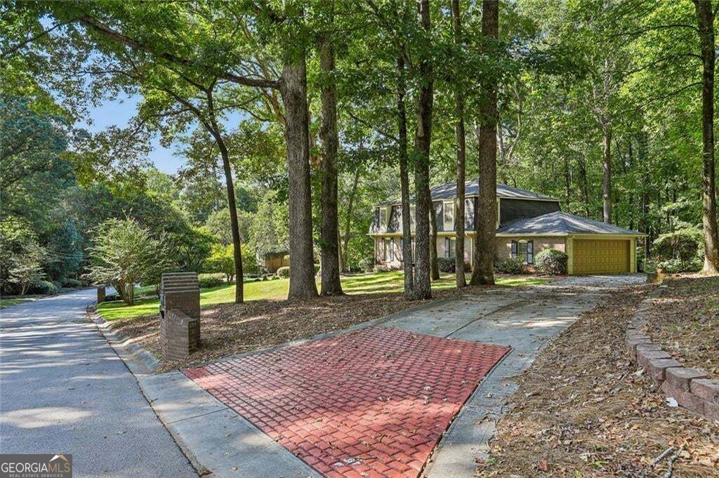 4988 Mountclaire Road Property Photo 1